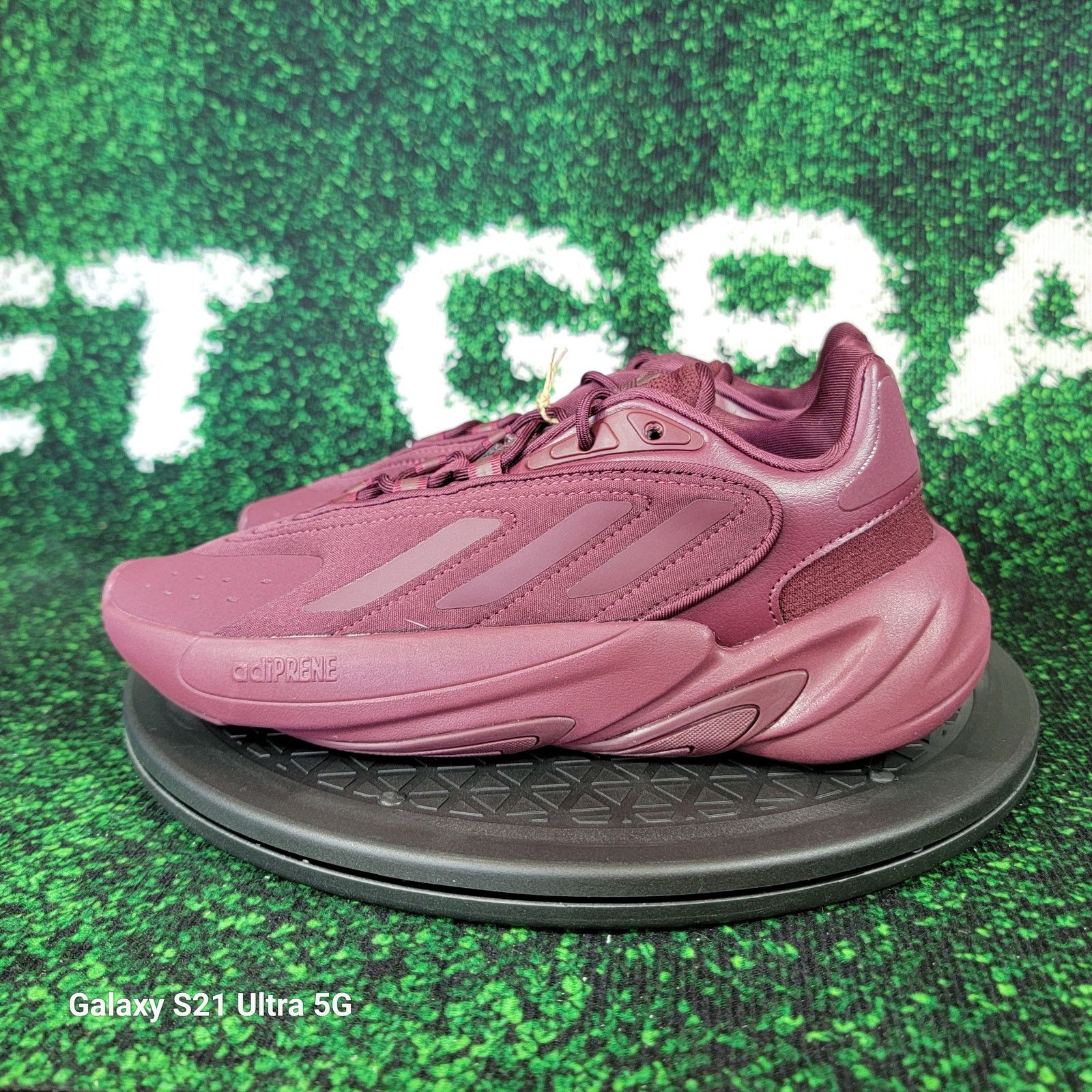 Adidas Ozelia Jr IG7469 GS Maroon Sz 5