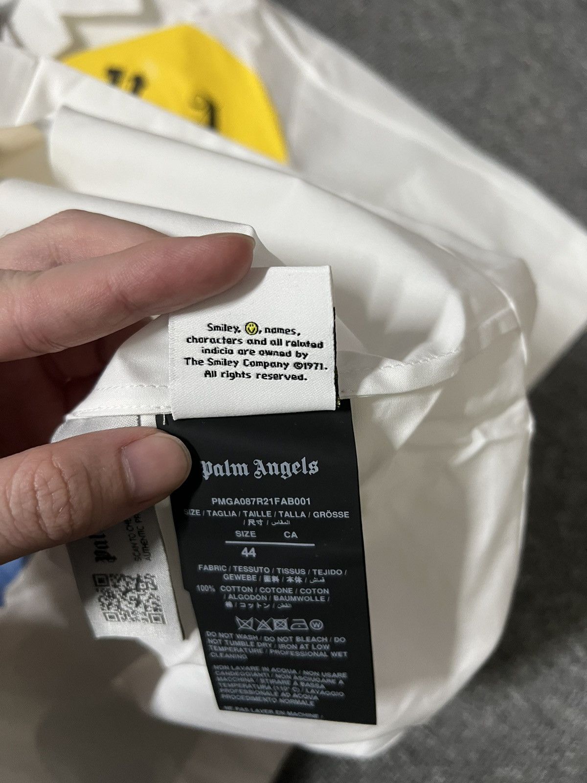 Palm Angels 「retail💲970」Brand new palm angels x smiley shirt size 44 Size US XS / EU 42 / 0 - 11 Thumbnail