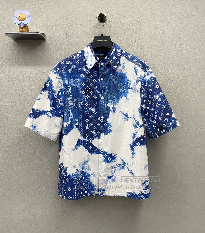 Louis Vuitton Louis Vuitton Blue and white tie-dyed short sleeve shirt Size US M / EU 48-50 / 2 - 1 Thumbnail