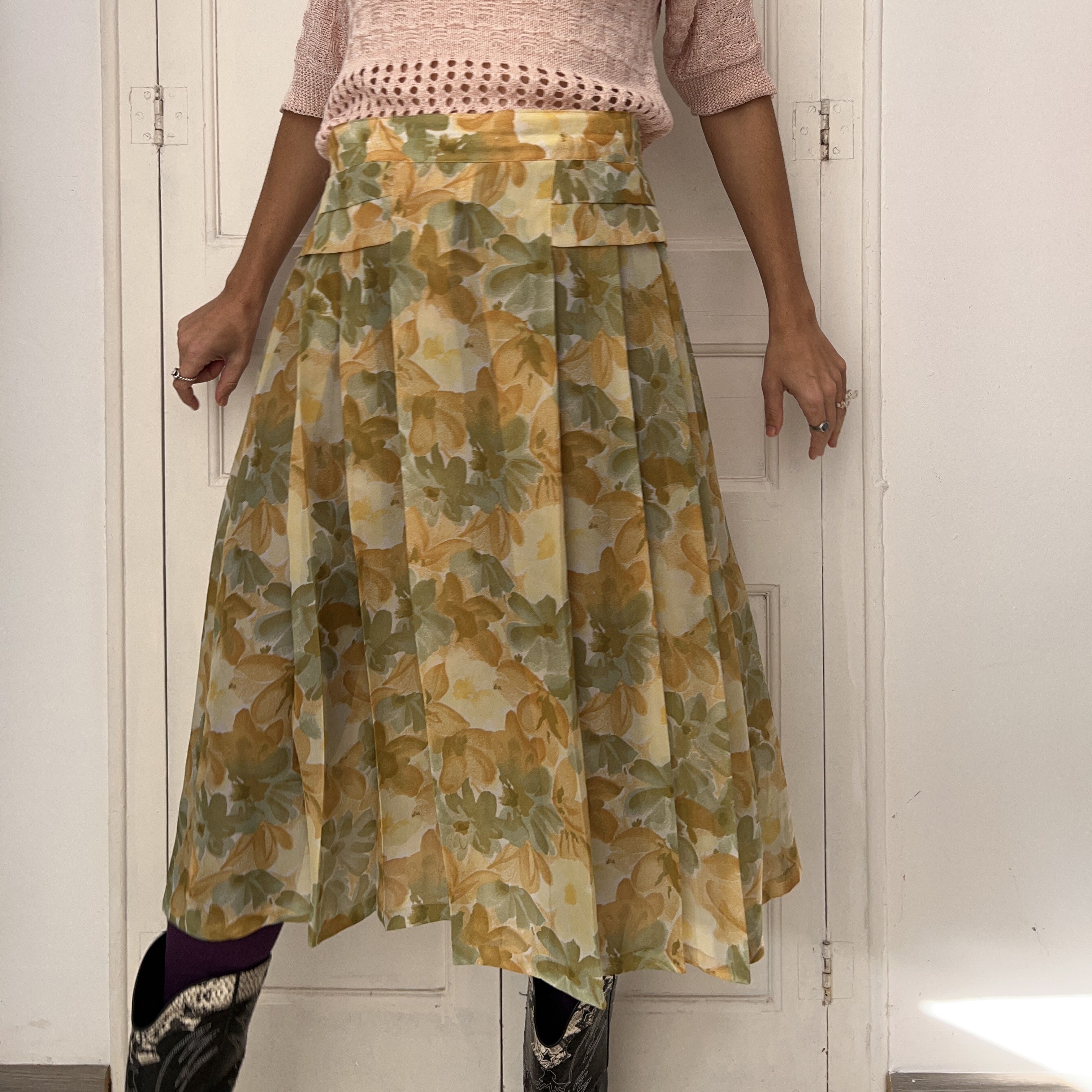 Vintage Vintage 90s Floral Midi Skirt Size 30" / US 8 / IT 44 - 7 Thumbnail