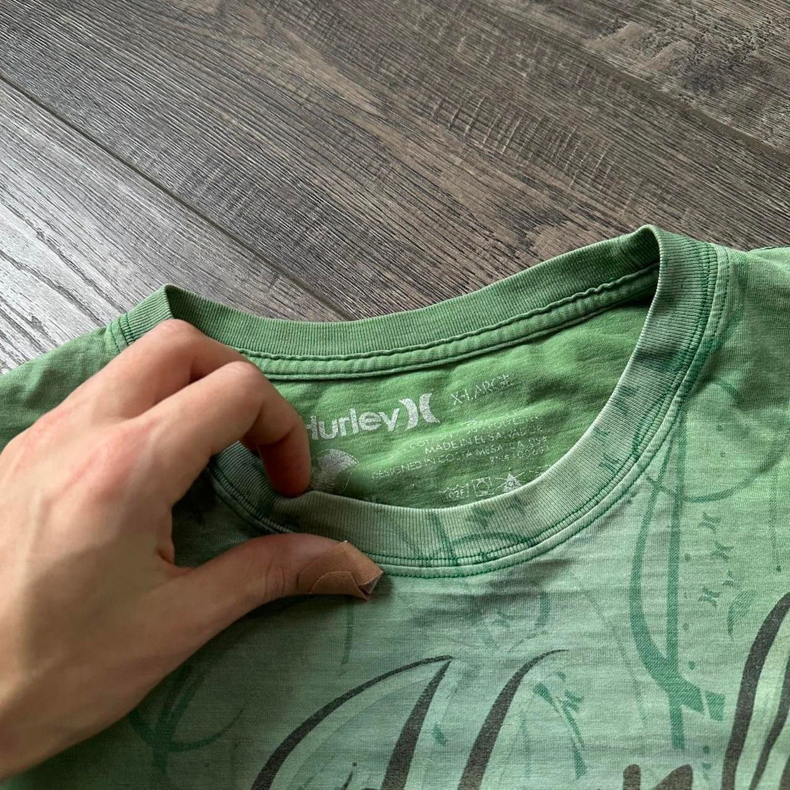 Hurley × Vintage Epic Vintage Y2K 00s Hurley Surf Skate AOP Graphic Tee Shirt Size US XL / EU 56 / 4 - 5 Thumbnail