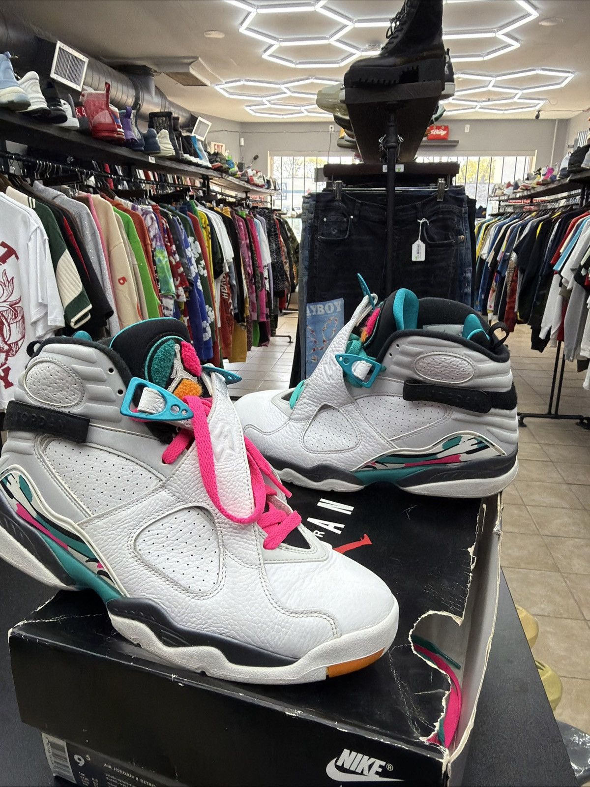 Jordan Brand Nike Air Jordan 8 Retro South Beach OG VIII 305381–113 Size US 9.5 / EU 42-43 - 3 Thumbnail