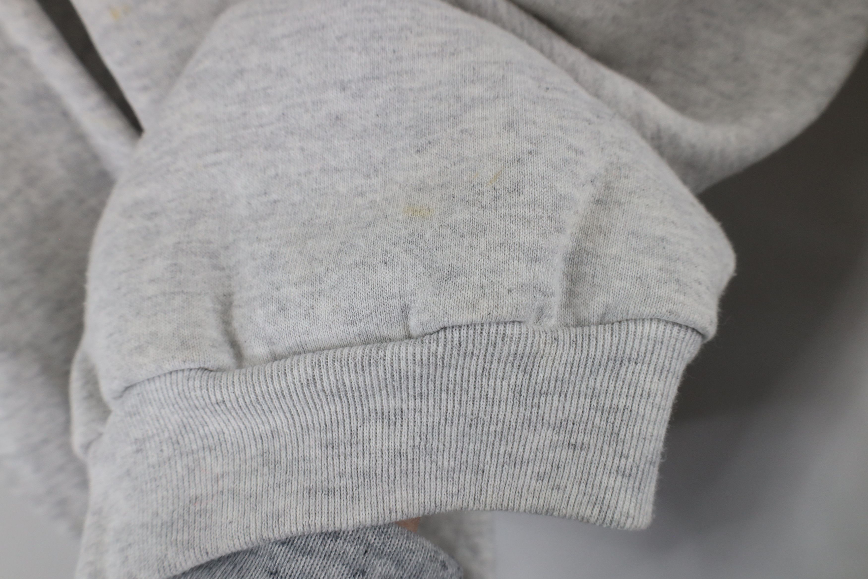 Vintage Vintage 90s Streetwear Crewneck Sweatshirt Heather Gray USA Size US XL / EU 56 / 4 - 5 Thumbnail