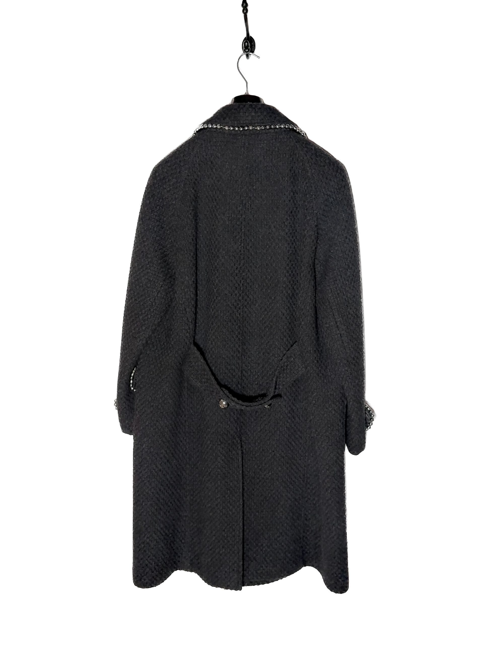 Dolce & Gabbana Dolce & Gabbana FW21 Runway Metal Pearls Tweed Coat Size US S / EU 44-46 / 1 - 7 Thumbnail