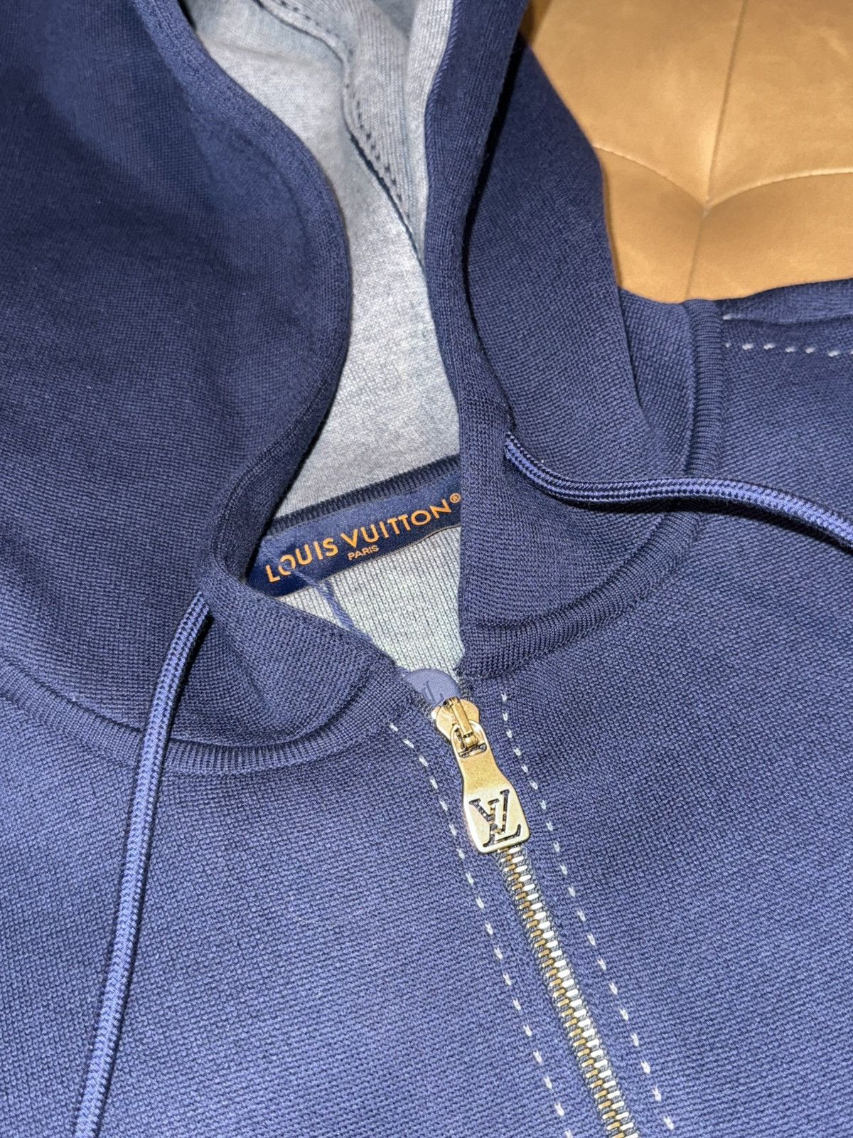 Louis Vuitton Louis vuitton logo zip up hoodie Size US M / EU 48-50 / 2 - 6 Thumbnail