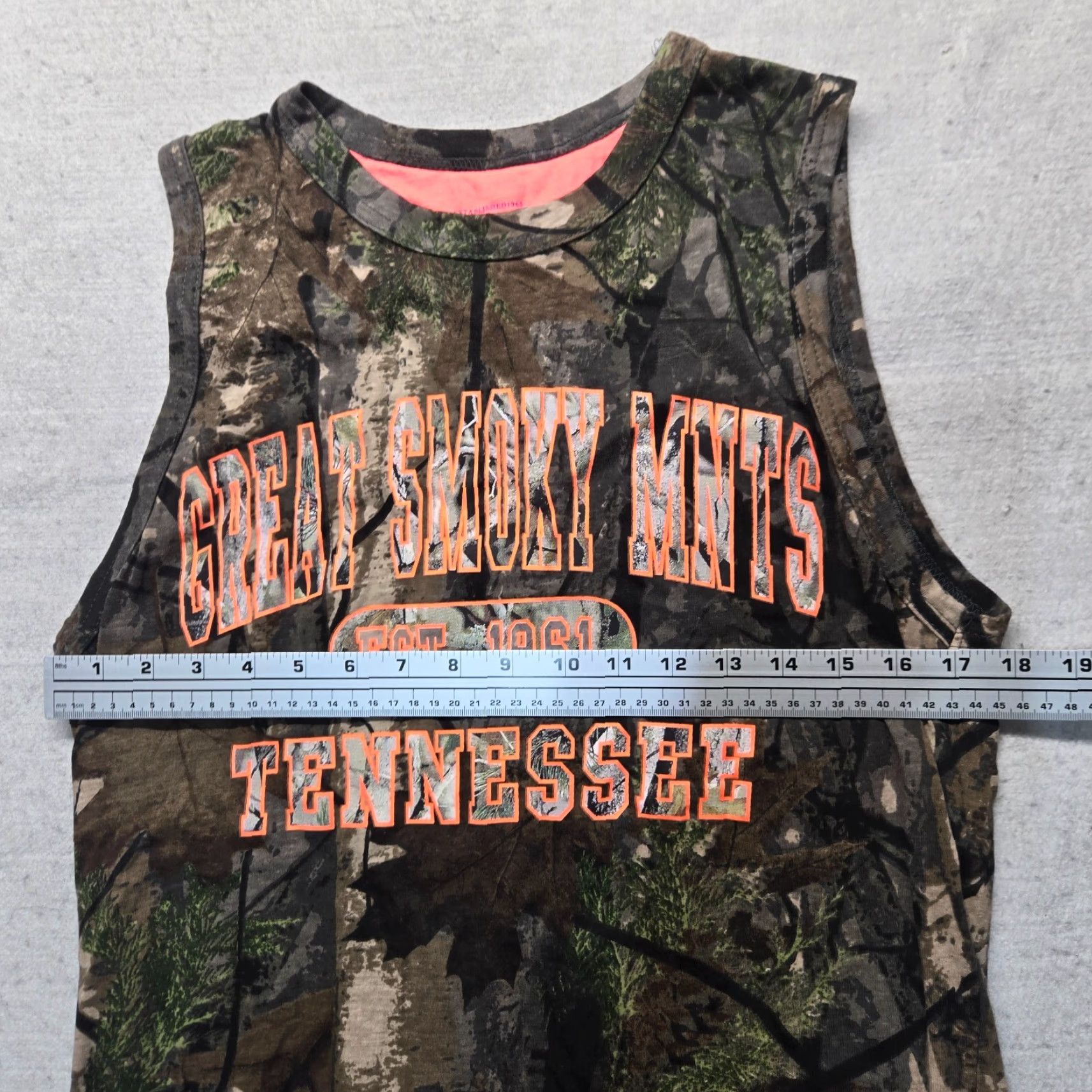 Greats Unbranded Shirt Men Multicolor Great Smoky Mountains Camo Tee T-Shirt Tank Top M Medium Graphic Print All Seasons 1990s-Theme Mountains Size US M / EU 48-50 / 2 - 5 Thumbnail
