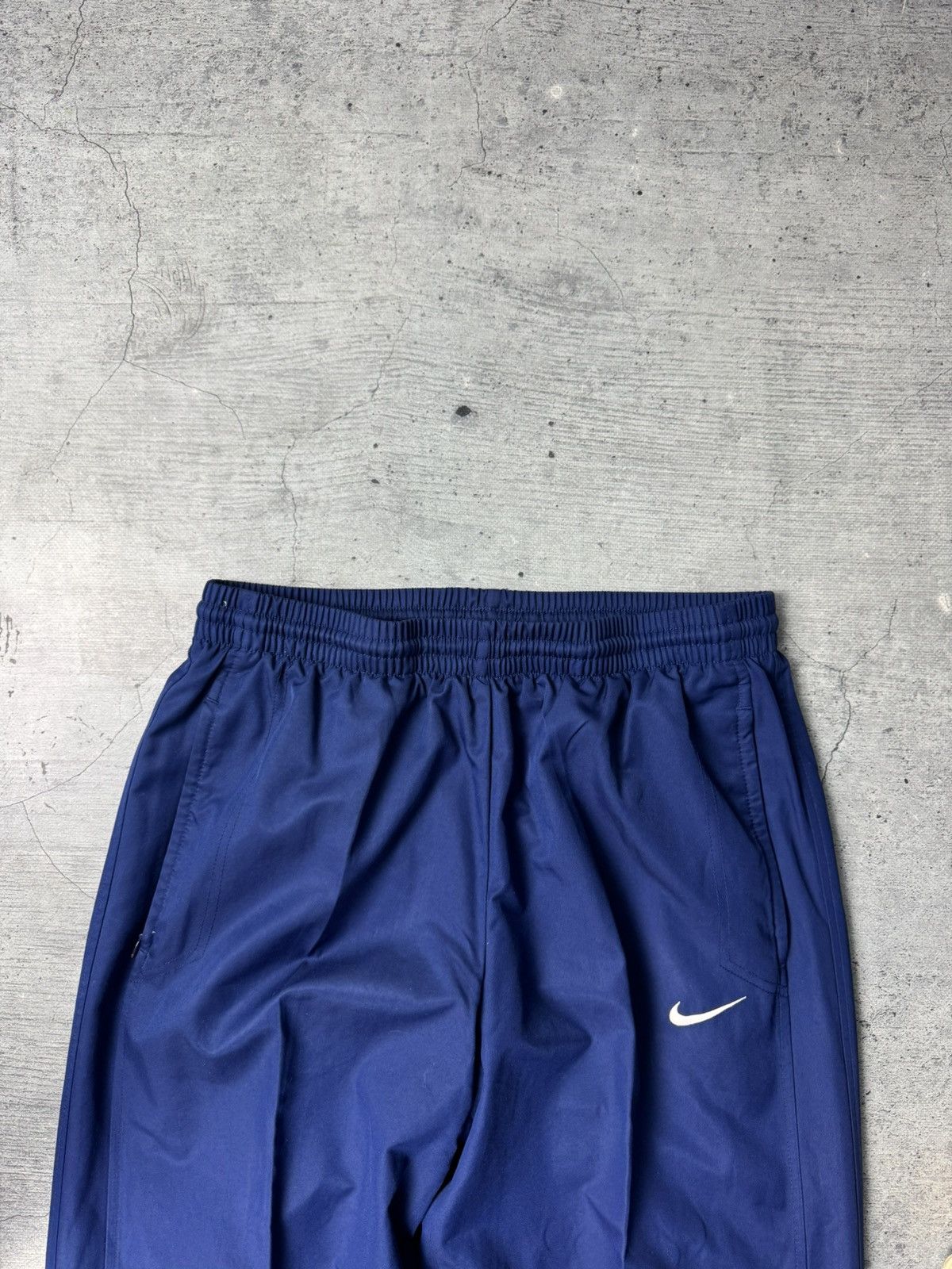 Nike vintage Nike nylon pants tactical streetwear japan Y2K Size US 32 / EU 48 - 5 Thumbnail