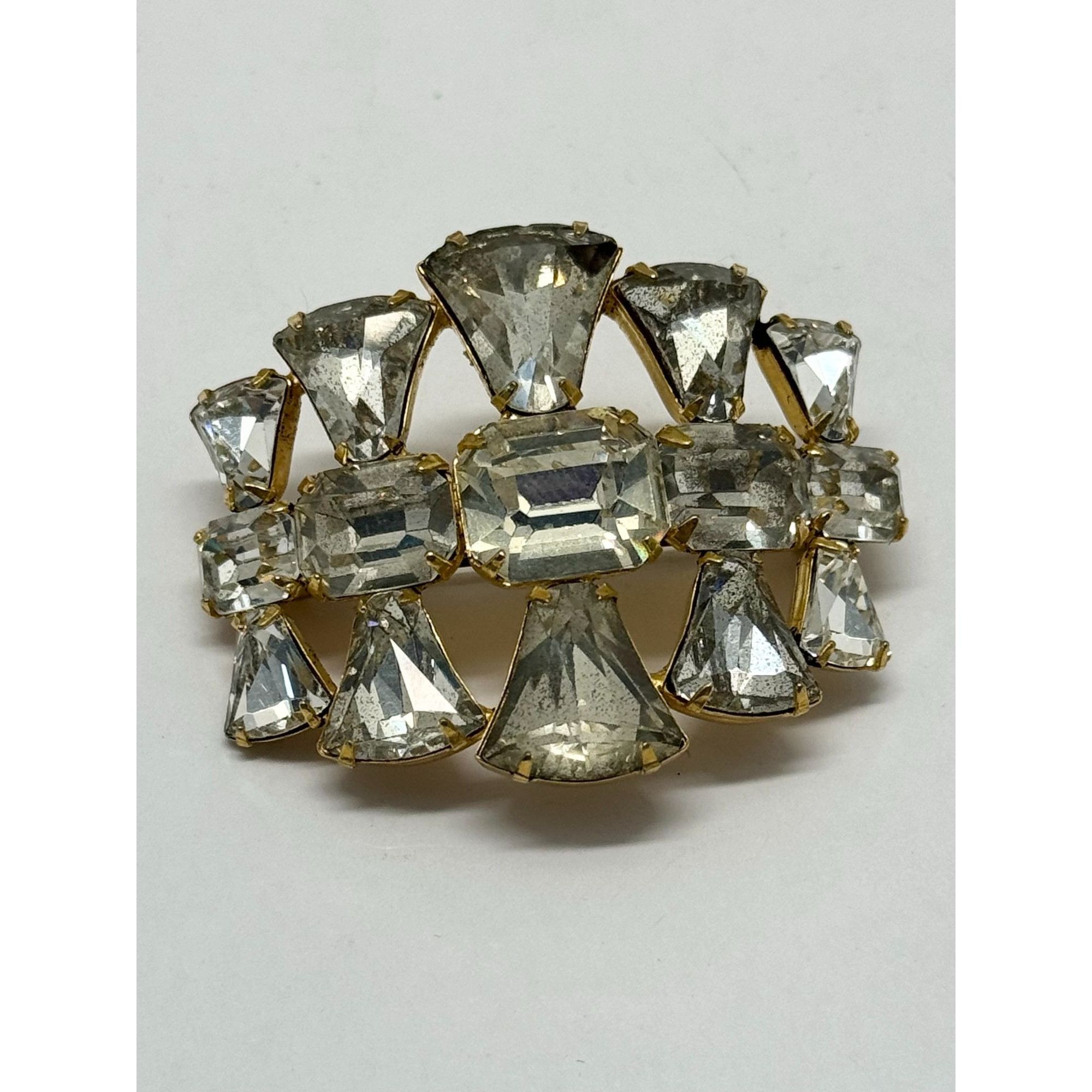 Vintage glass rhinestone brooch pin