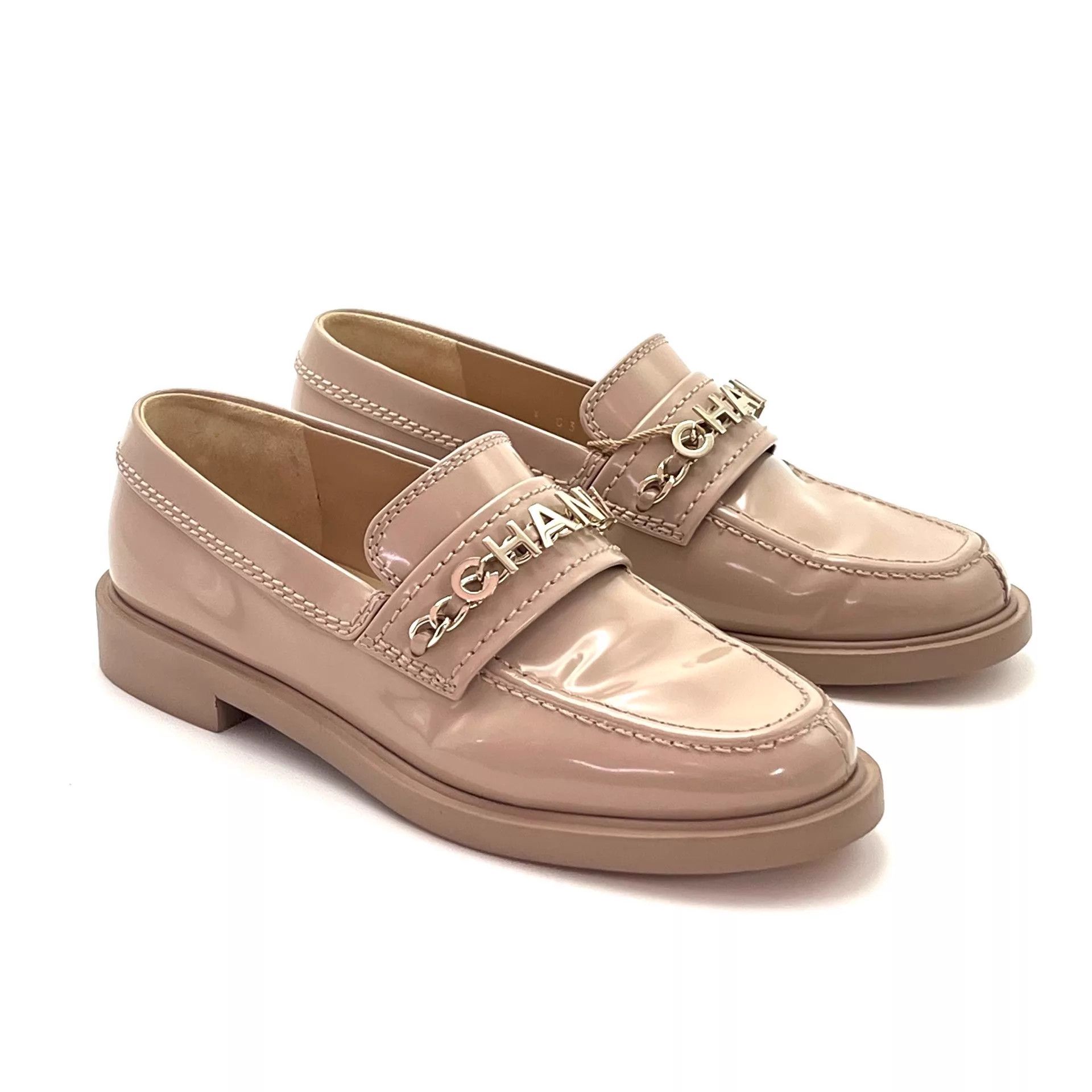 Chanel CHANEL Metal Chain CC Logo Loafers 35.5 EU 98 Size US 5 / IT 35 - 2 Thumbnail