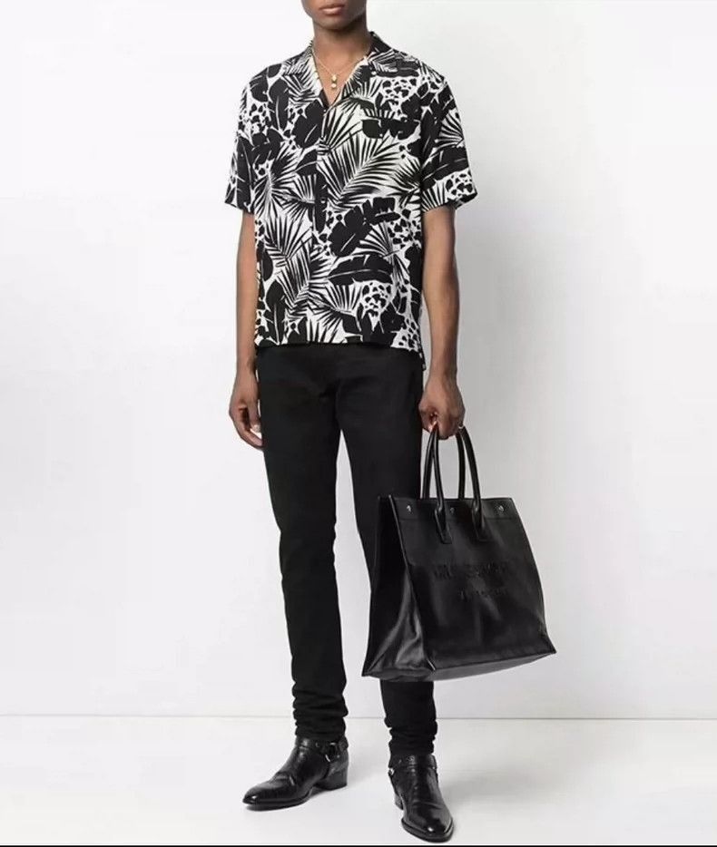 Saint Laurent Paris Saint Laurent Paris Saint Laurent Silk Shirt with Floral P Size US M / EU 48-50 / 2 - 7 Thumbnail