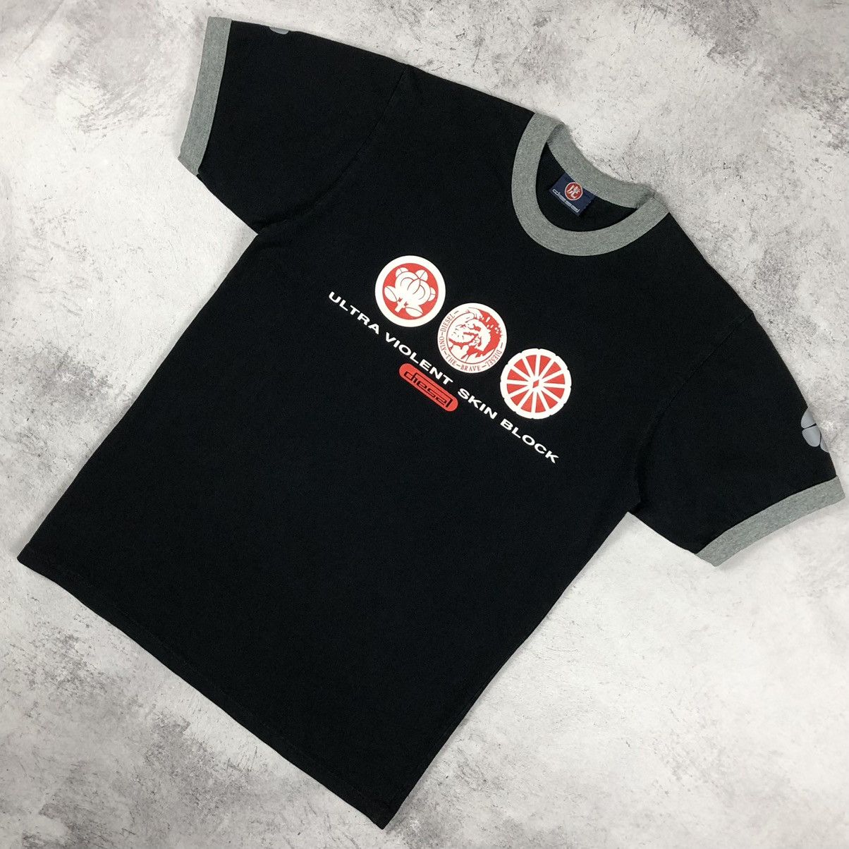 Diesel Vintage Diesel Ultra Violent Skin Block Tee Size US M / EU 48-50 / 2 - 1 Thumbnail