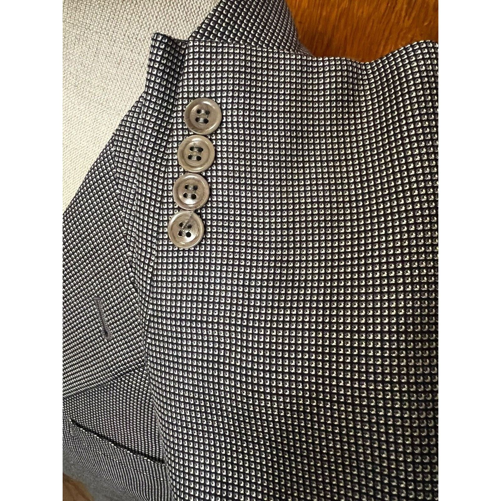 Armani Collezioni Armani Collezioni 3bt Blazer Jacket 46 R Size 46R - 2 Thumbnail