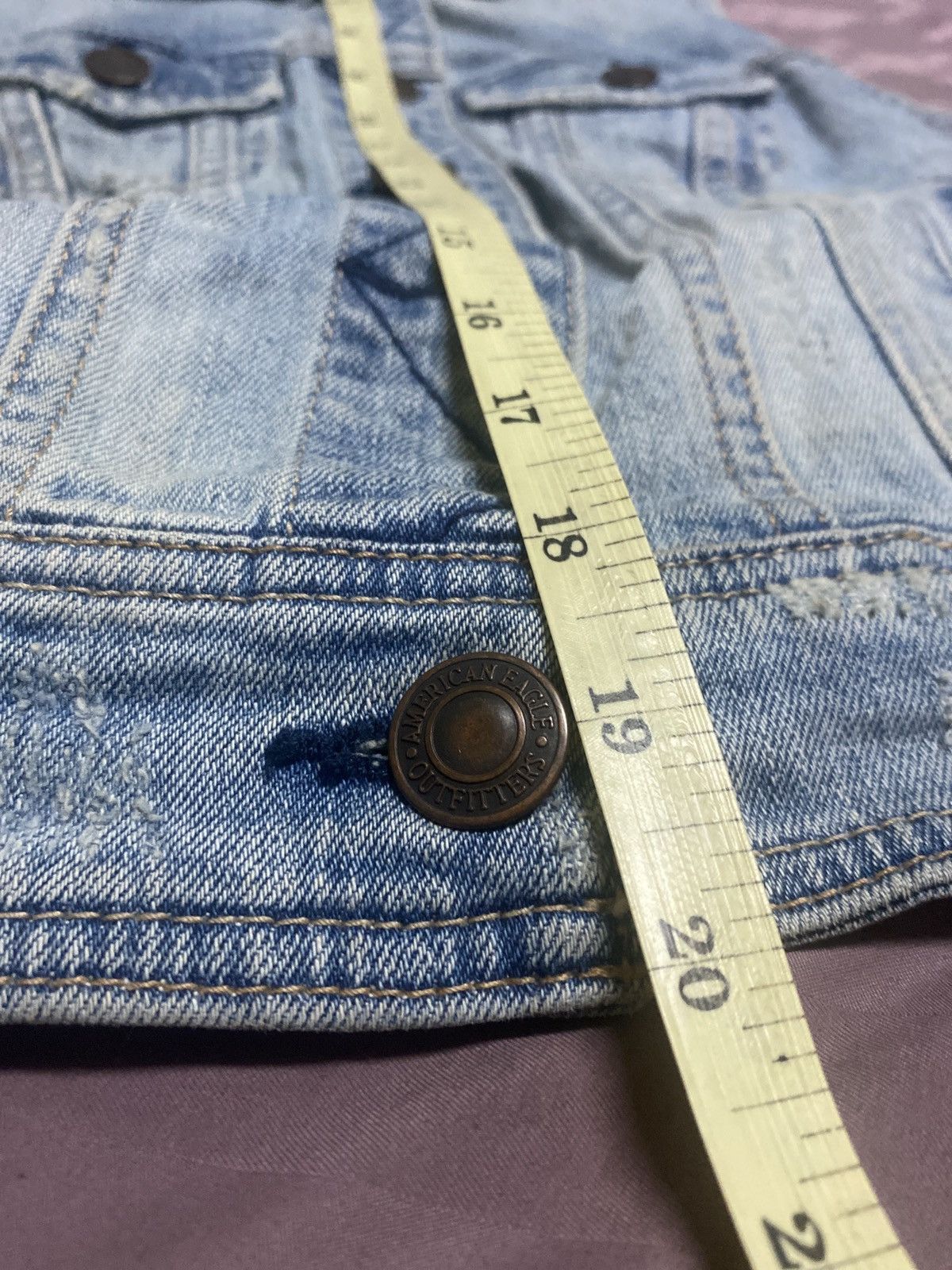 American Eagle Outfitters merican Eagle Outfitters Light Wash Denim Vest Women's Size M / US 6-8 / IT 42-44 - 5 Thumbnail