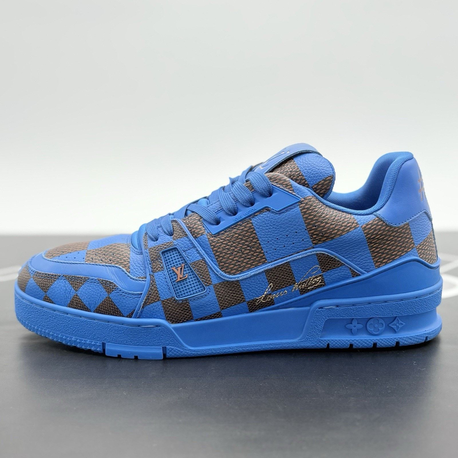 Louis Vuitton 8.5-9 US Louis Vuitton Trainer ' Blue Brown Checker ' CLEAN! Size US 9 / EU 42 - 8 Thumbnail