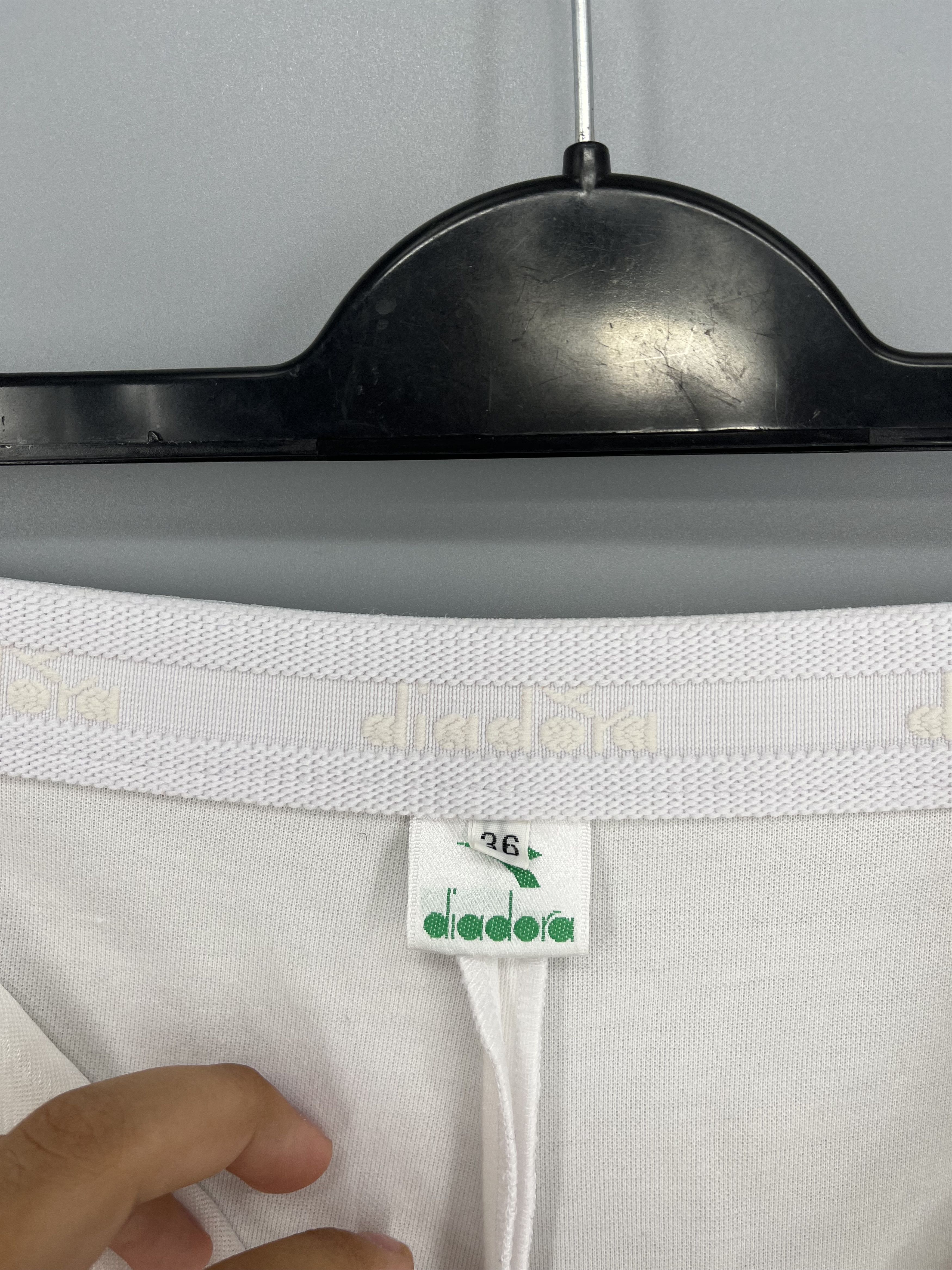 Diadora Vintage 80s Diadora White Vintage Tennis Shorts RARE Luxury Size US 36 / EU 52 - 10 Thumbnail