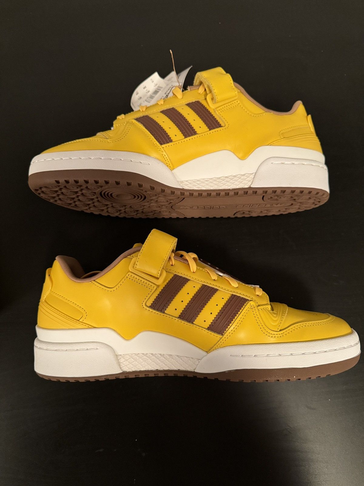 Adidas ADIDAS FORUM LOW M&M’S YELLOW Size US 11 / EU 44 - 2 Thumbnail