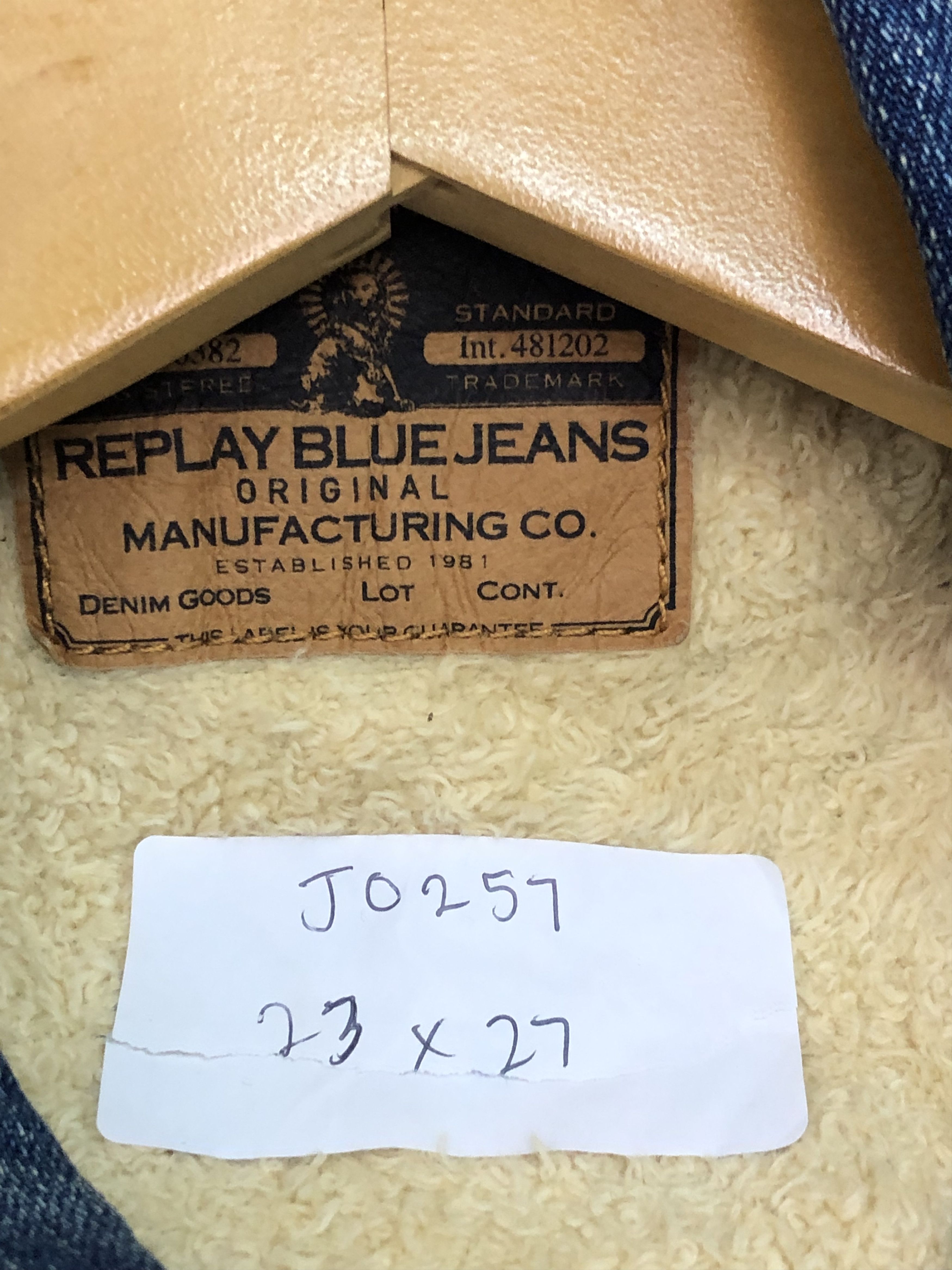 Replay Vintage Replay Sherpa Lining Denim Jacket J0257 Size US L / EU 52-54 / 3 - 12 Thumbnail
