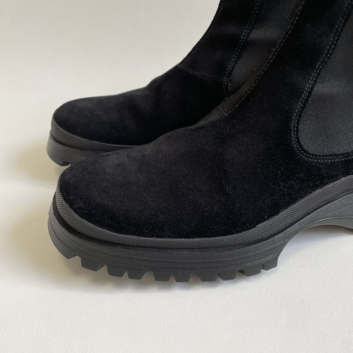 Prada 2000s OG Black Leather ‘Brixxen’ Boots Size US 8 / EU 41 - 11 Thumbnail