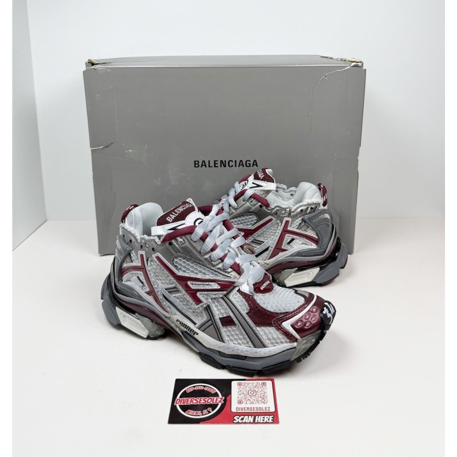 Balenciaga Size 34EU/4W - Balenciaga Runner Sneakers Burgundy NEW Size US 4 / IT 34 - 1 Thumbnail