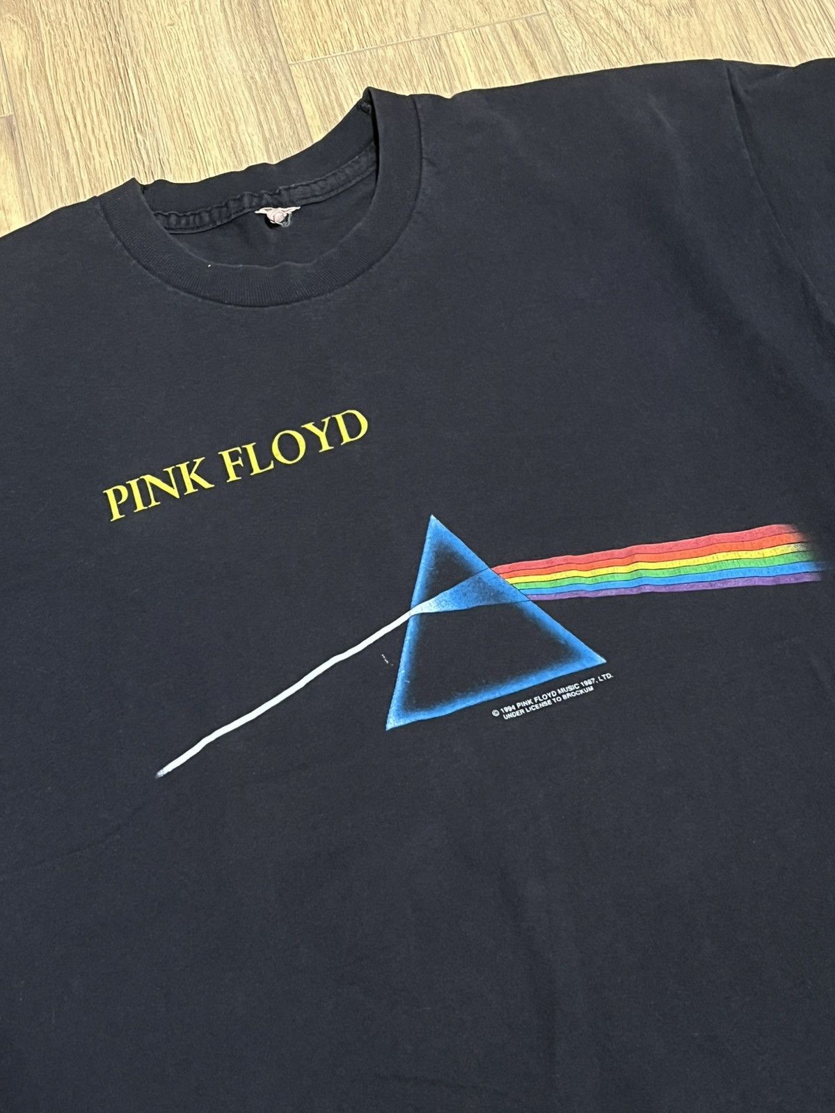 Band Tees × Pink Floyd × Vintage Vintage 1994 Pink Floyd The Dark Side of the Moon Black Tee Size US XL / EU 56 / 4 - 5 Thumbnail