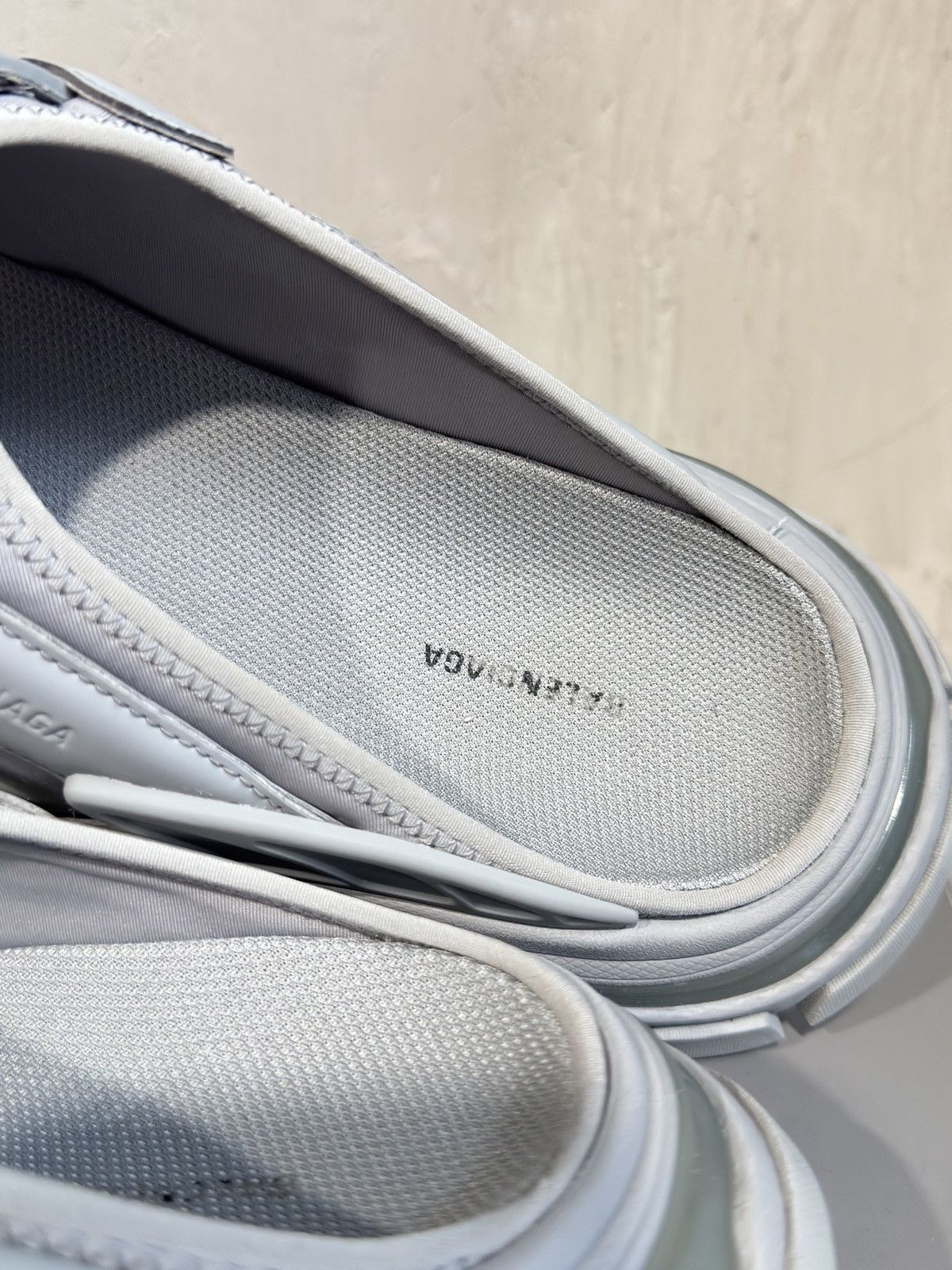 Balenciaga Track Slide Sandal Size US 10 / EU 43 - 13 Thumbnail