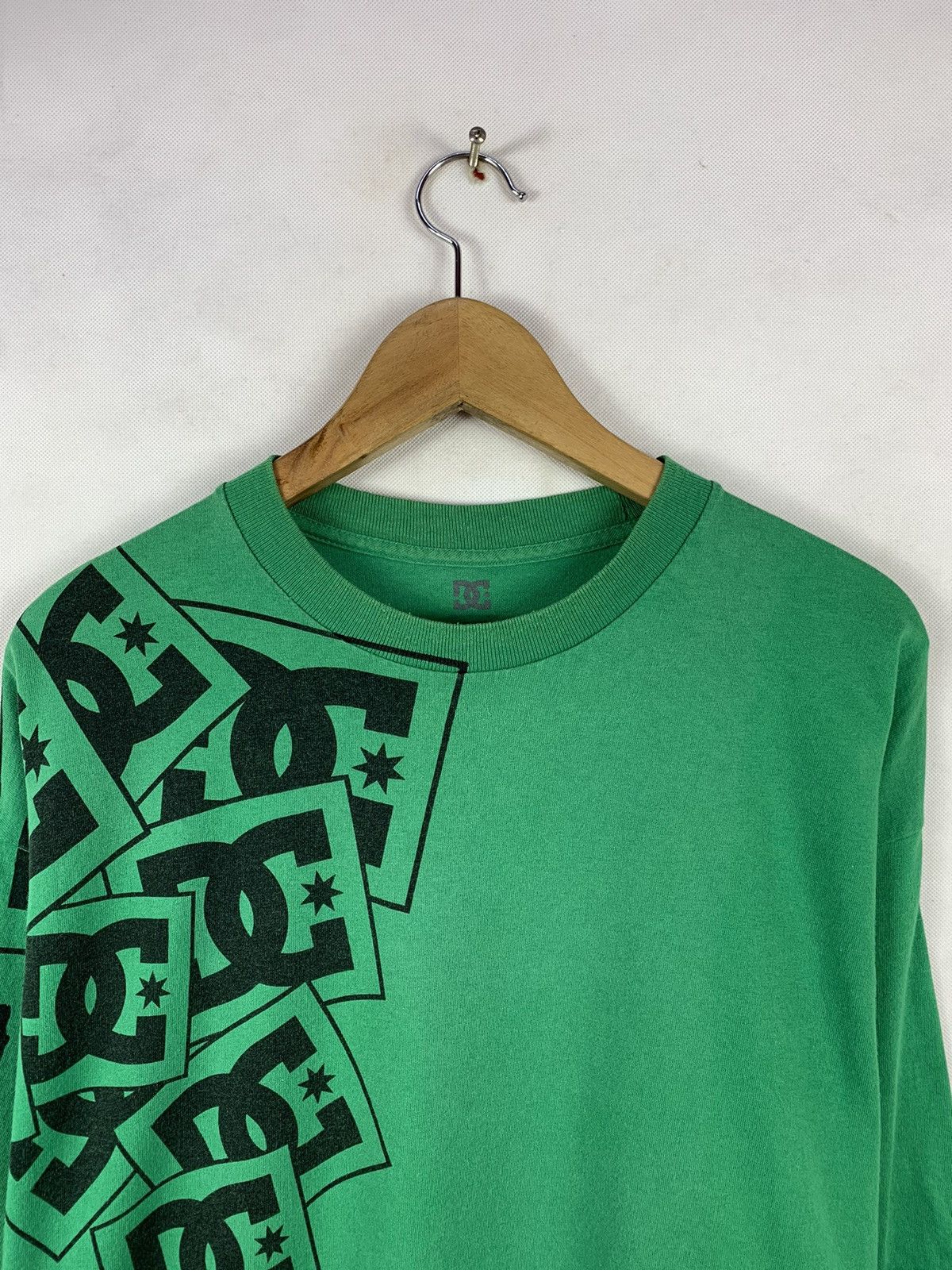DC Steals! DC Skate Streetwear Tee Size US XL / EU 56 / 4 - 2 Thumbnail