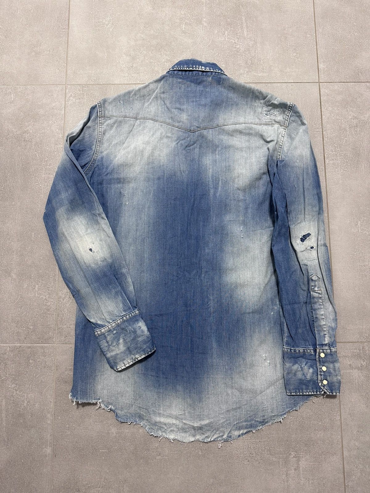 Designer × Dsquared2 × Japanese Brand Dsquared2 Denim Military Shirt Rare Men’s Exclusive Size 46 Size US S / EU 44-46 / 1 - 7 Thumbnail