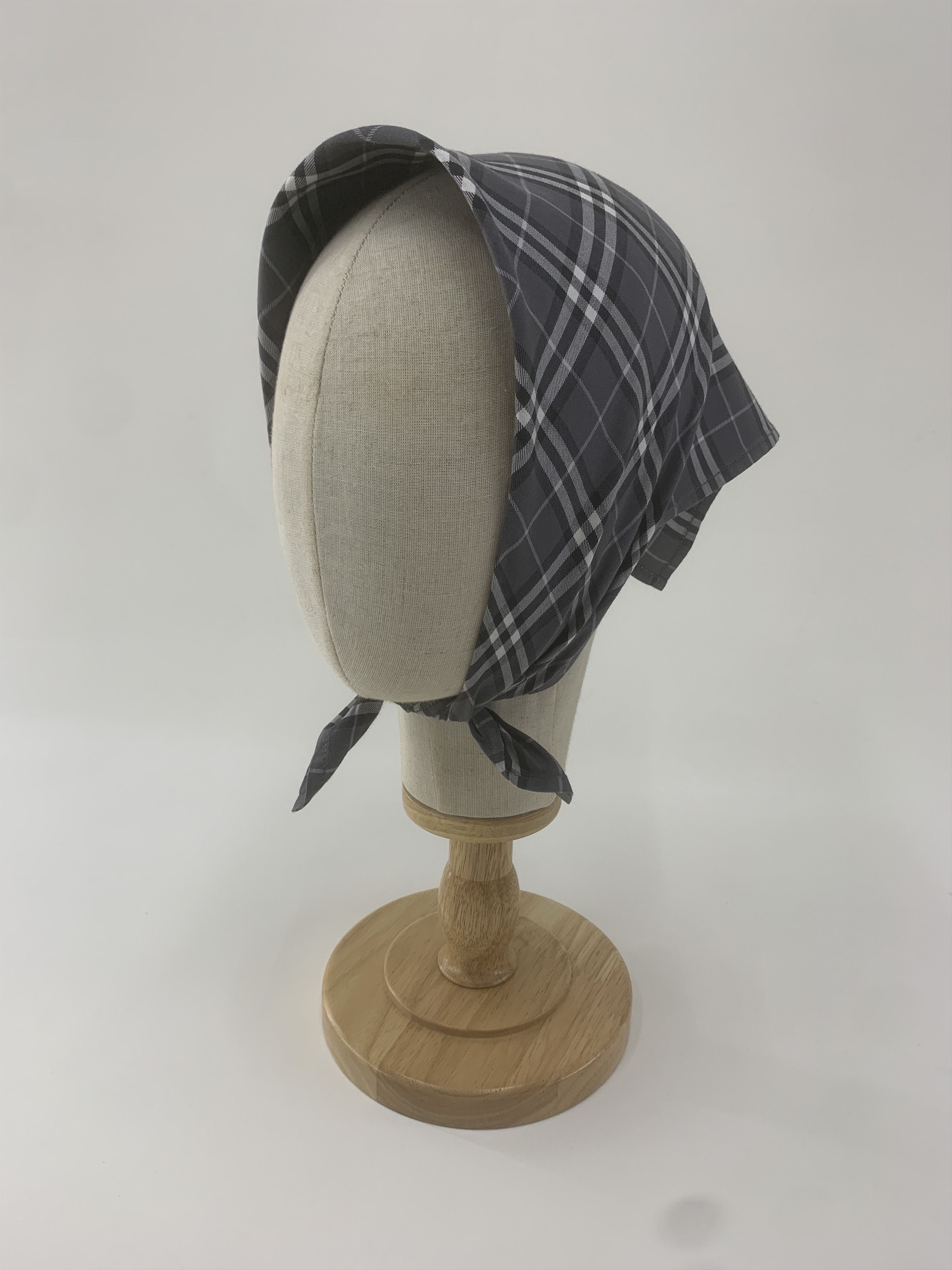 Burberry Burberry Handkerchief Bandana Neckerchief Square TB1116 Size ONE SIZE - 1 Thumbnail