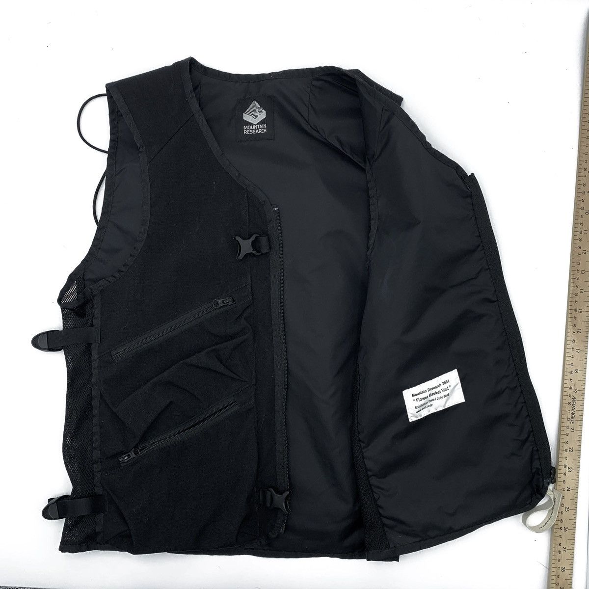 Mountain Research Utility Vest Size US S / EU 44-46 / 1 - 9 Thumbnail