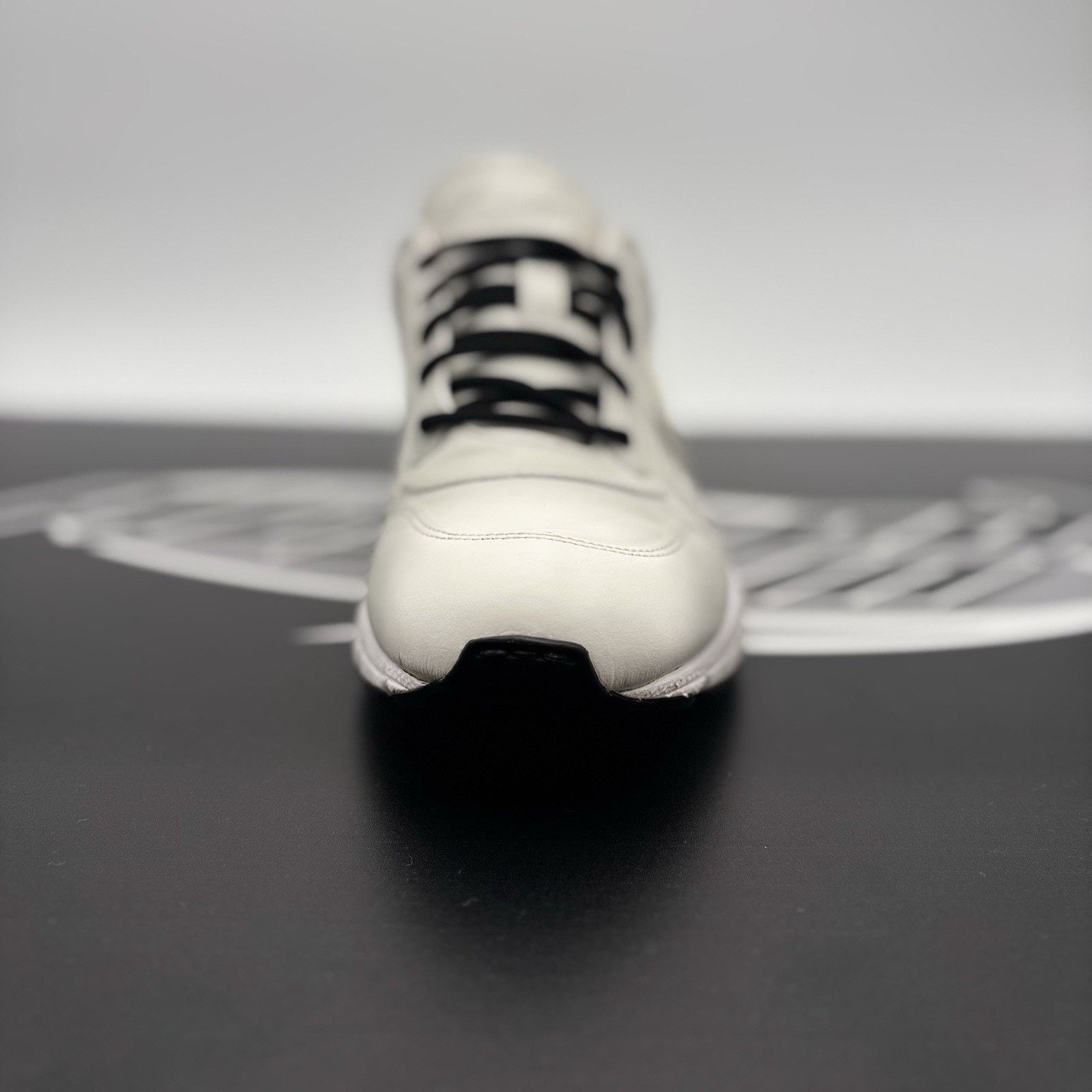 Gucci Gucci Leather Low Top ' White ' | GOOD CONDITION! Size US 6.5 / EU 39-40 - 15 Thumbnail