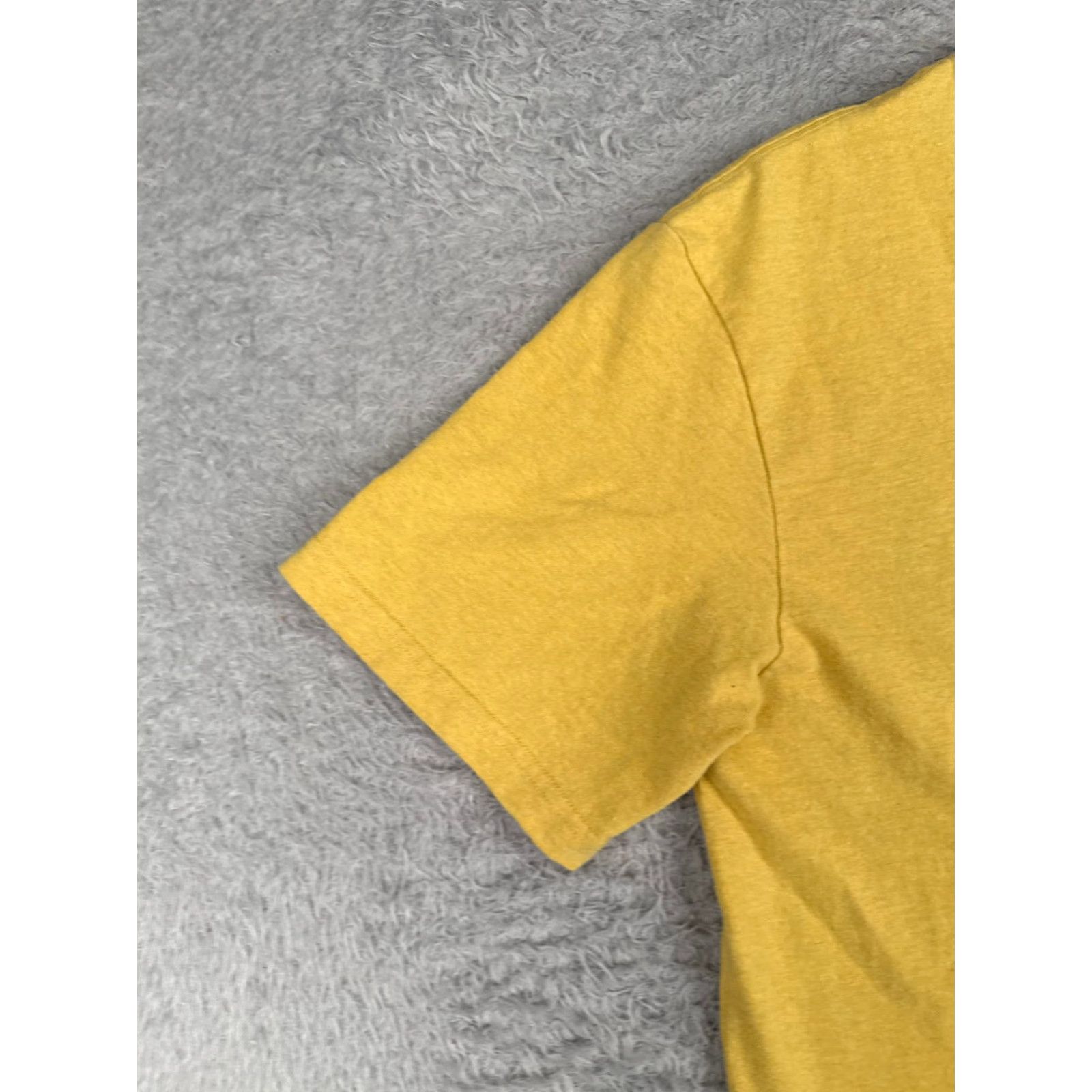 Patagonia Patagonia Shirt Adult Small Yellow Short Sleeve Crew Neck Cotton Blen Distressed Size US S / EU 44-46 / 1 - 3 Thumbnail