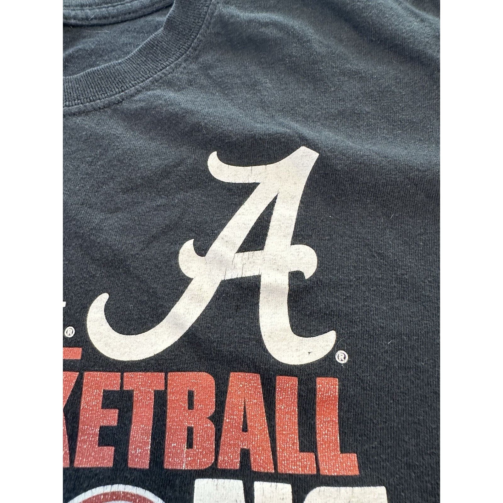 Gildan Alabama Crimson Tide Basketball NCAA Champs 2021 Tshirt XL Size US XL / EU 56 / 4 - 3 Thumbnail