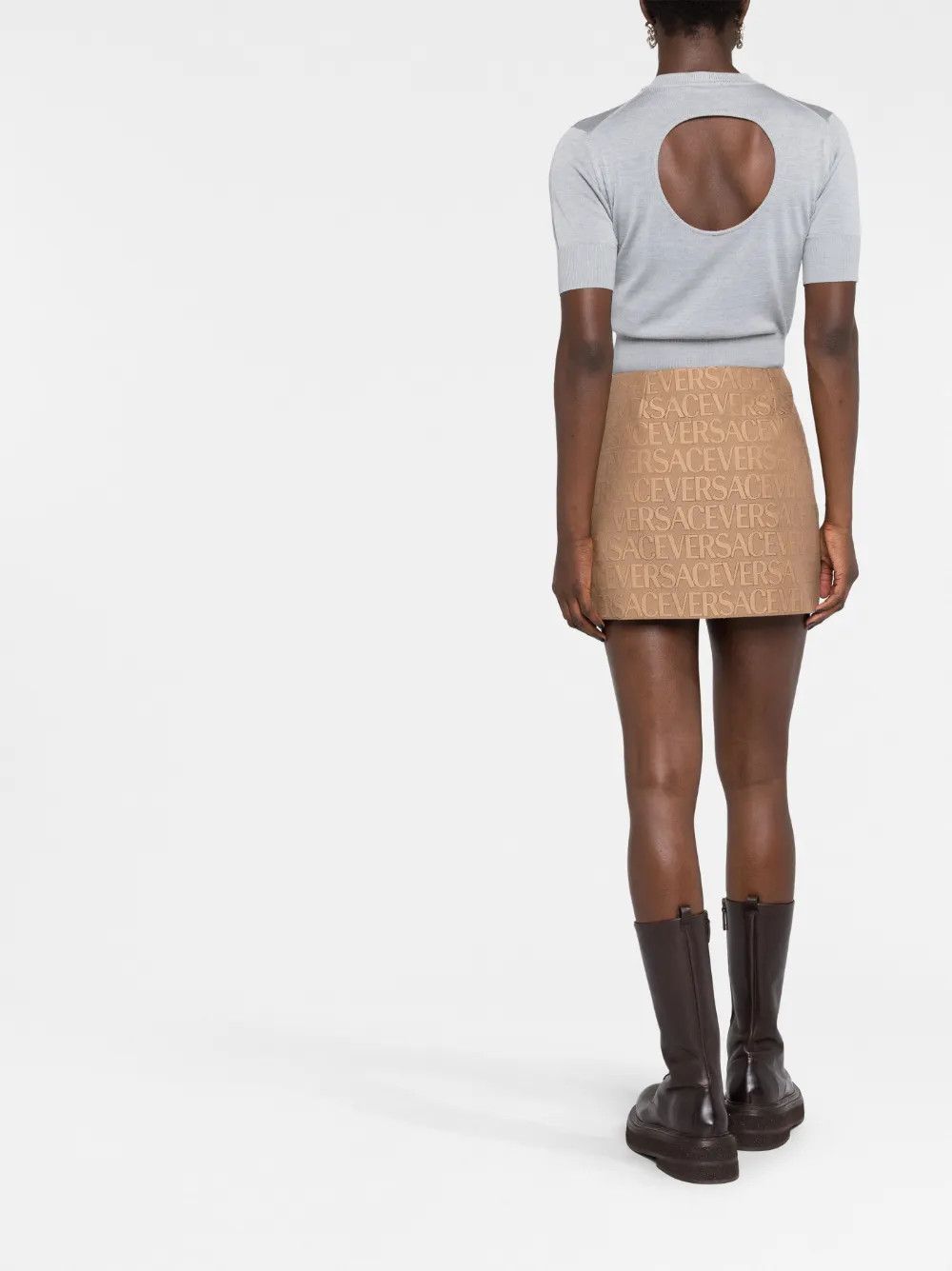 Versace o1y0226 Logo Mini Skirt in Camel Size 28" / US 6 / IT 42 - 5 Thumbnail