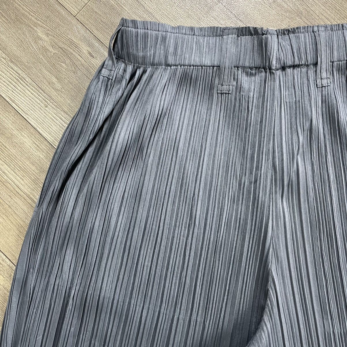 Pleats Please Issey Miyake Vintage Pleats Please Issey Miyake Wide Leg Pants Dark Gray Size US 28 / EU 44 - 16 Thumbnail