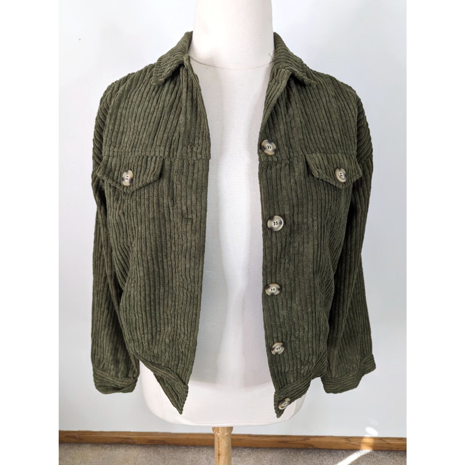 Vintage VINTAGE Y2K Lagenlook Green Corduroy Shirt Jacket/Coat Women's Large Shacket Bomber Jacket Bohemian Hippie Boho Hippie Size L / US 10 / IT 46 - 2 Thumbnail