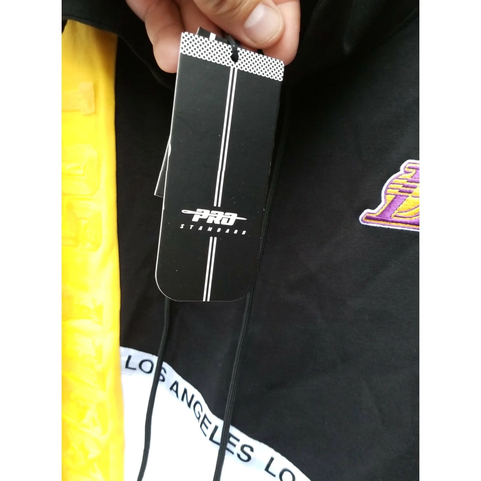 Pro Standard Pro Standard Lakers Logo Sweatshirts And Hoodies Men L Black 100% Cotton ALL OVER PRINT NFL? NBA? (deadstock) Size US L / EU 52-54 / 3 - 3 Thumbnail