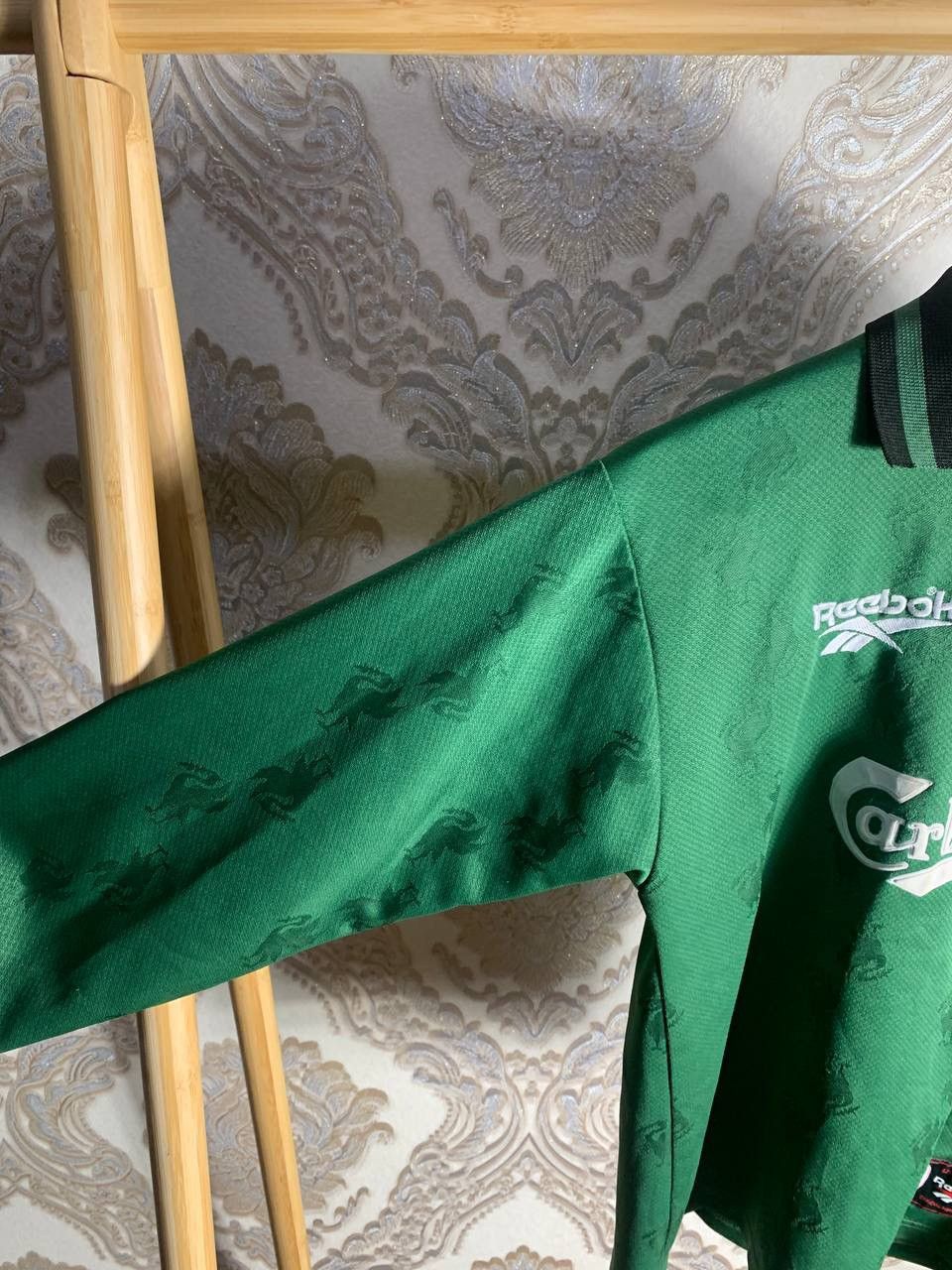 Reebok VERY RARE REEBOK LIVERPOOL ENGLAND SOCCER JERSEY RETRO 90s Size US XS / EU 42 / 0 - 11 Thumbnail