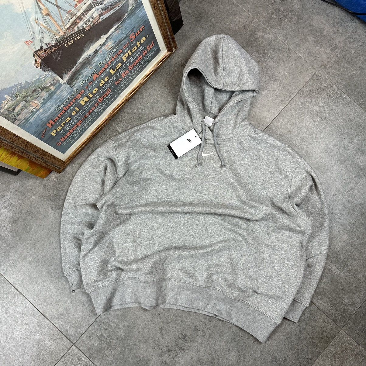 Nike Nike central swoosh hoodie XL streetwear 90s Size US XL / EU 56 / 4 - 1 Thumbnail