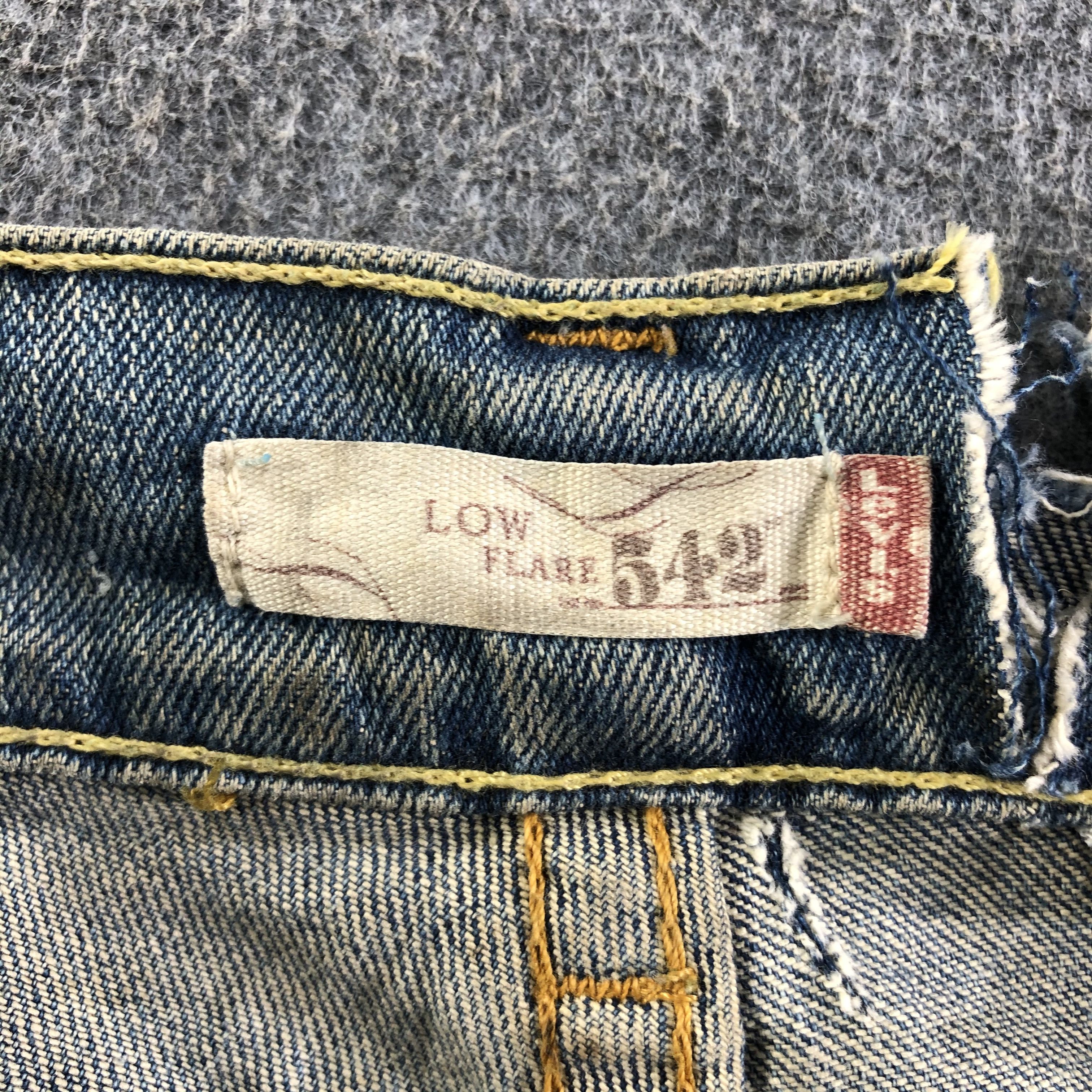 Levi's Vintage Blue Wash Levis 542 Jeans-J3326 Size US 33 - 11 Thumbnail