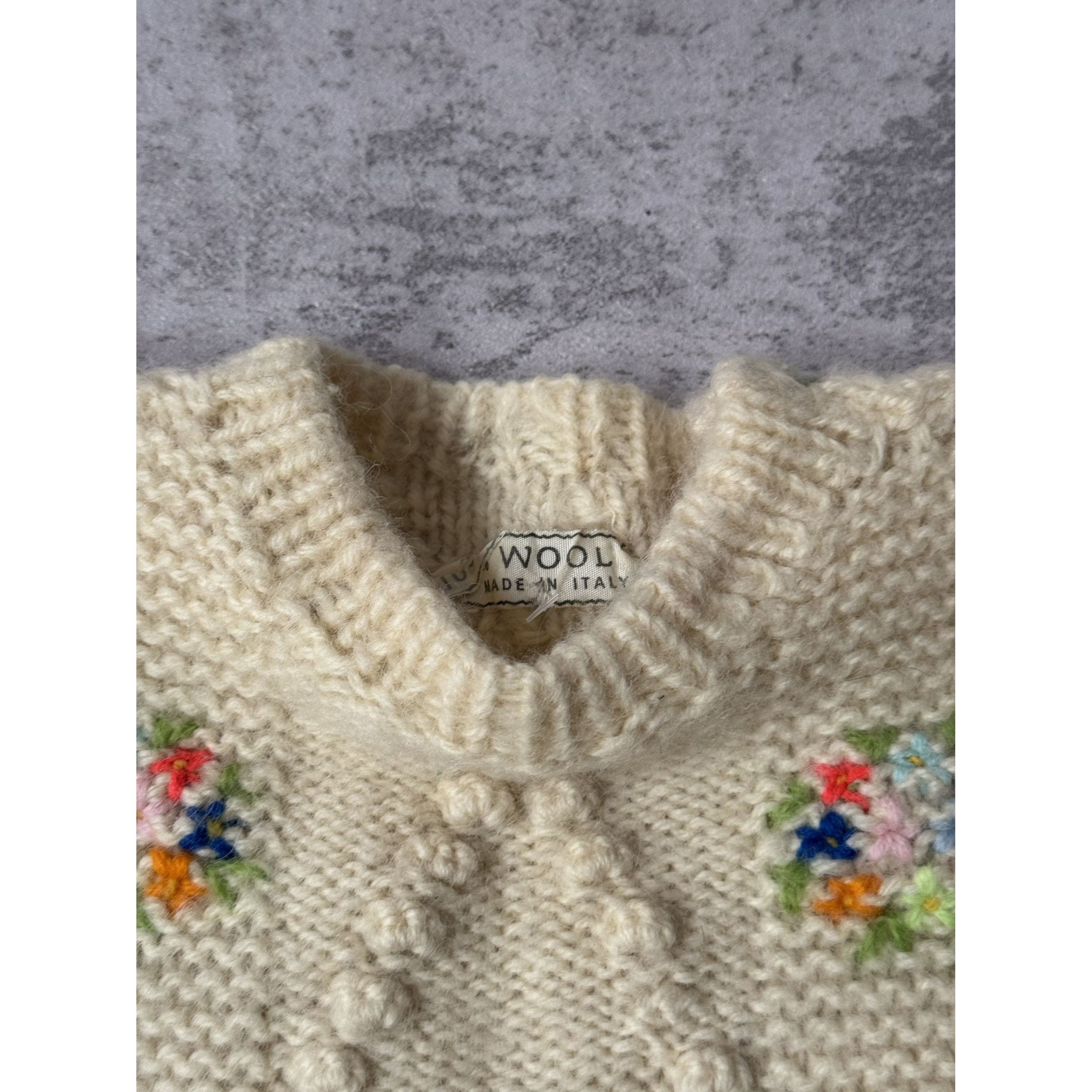 Other Vintage 80s Italian Wool Knit Flower Cable Sweater Size M / US 6-8 / IT 42-44 - 2 Thumbnail