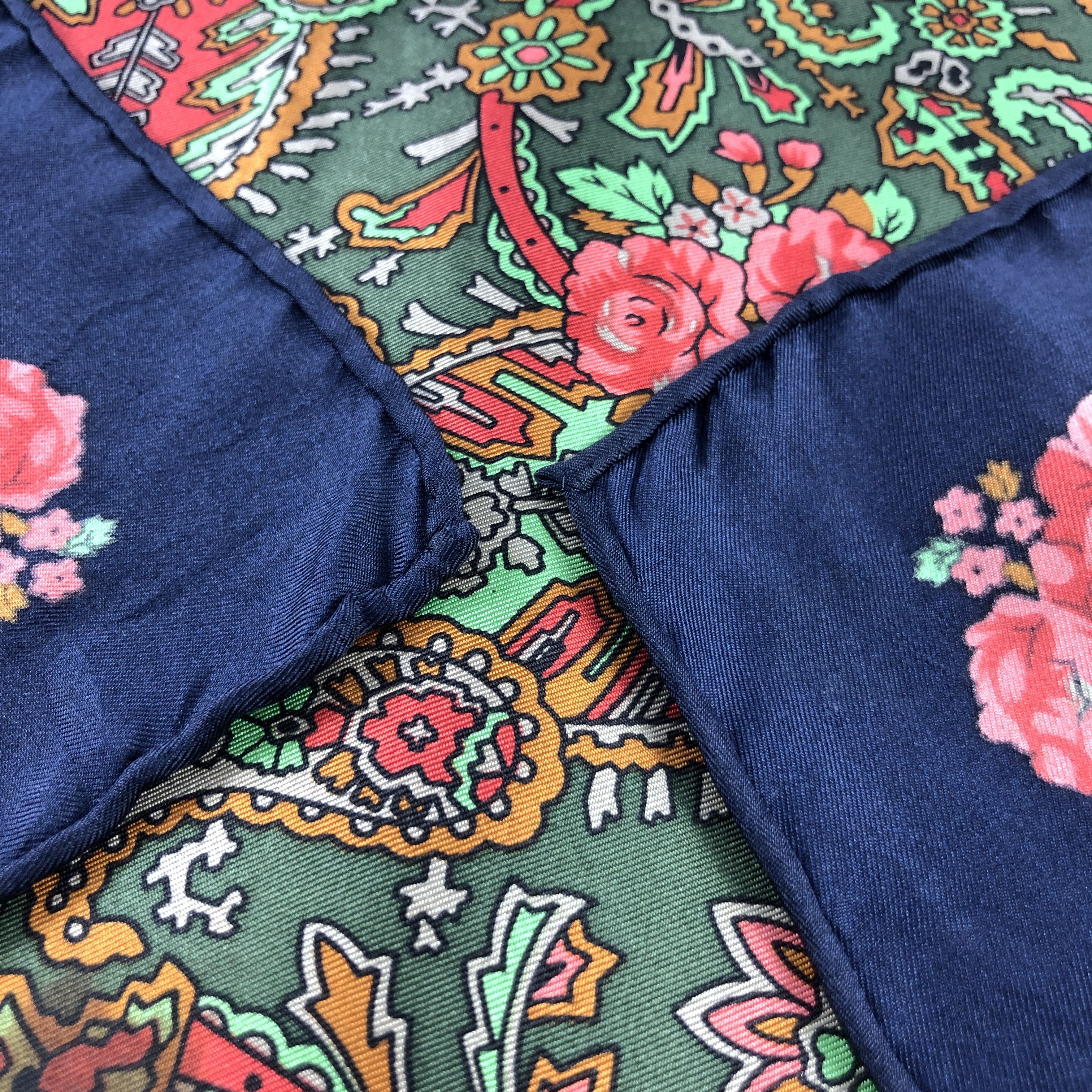 Vintage Vintage Andre Gerard Floral Hand Rolled Silk Scarf M1352 Size ONE SIZE - 5 Thumbnail
