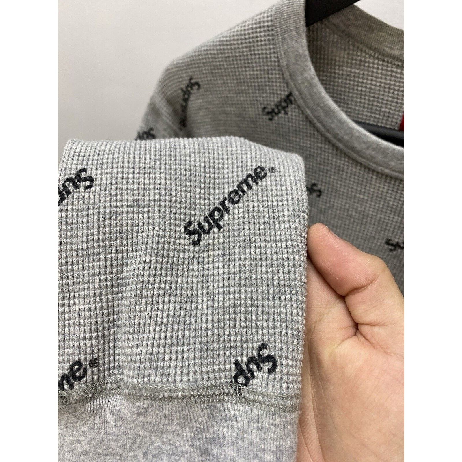 Supreme Supreme Waffle Thermal Logo’s Grey Monogram Size L Men SB Size US L / EU 52-54 / 3 - 19 Thumbnail