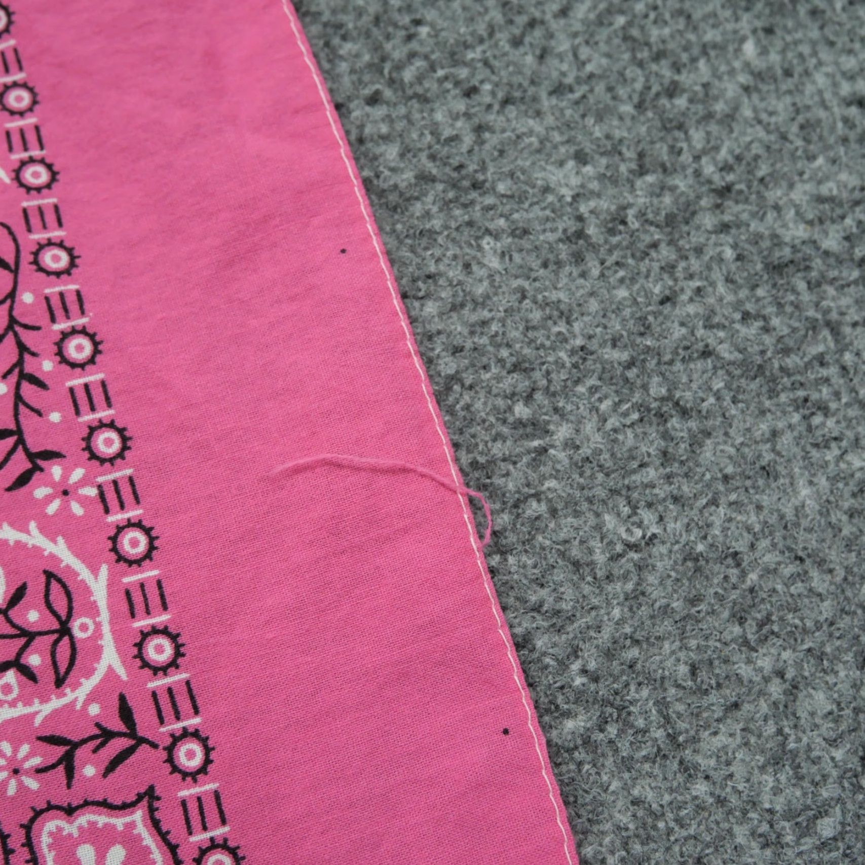 Pinko VINTAGE Wamcraft Bandana Paisley Red Cotton Handkerchief Men Bandana condition 6/10 Size ONE SIZE - 5 Thumbnail