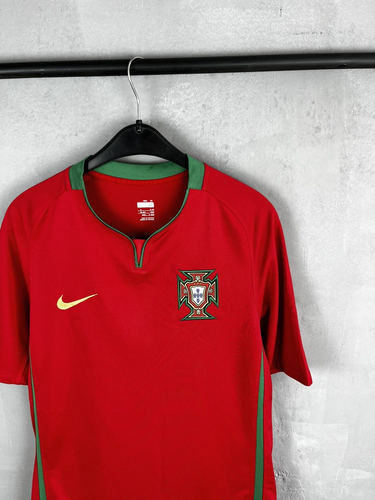 Nike Portugal football shirt 2008 Soccer Nike Jersey National Size US M / EU 48-50 / 2 - 2 Thumbnail