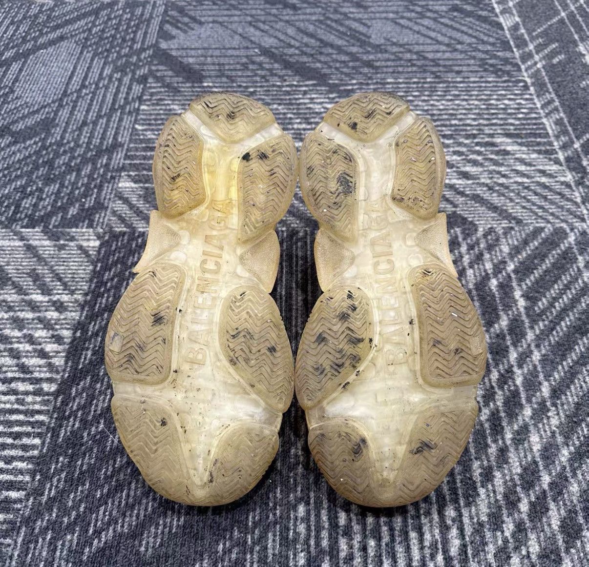 Balenciaga Balenciaga Triples Sneakers J42 Size US 8 / EU 41 - 6 Thumbnail