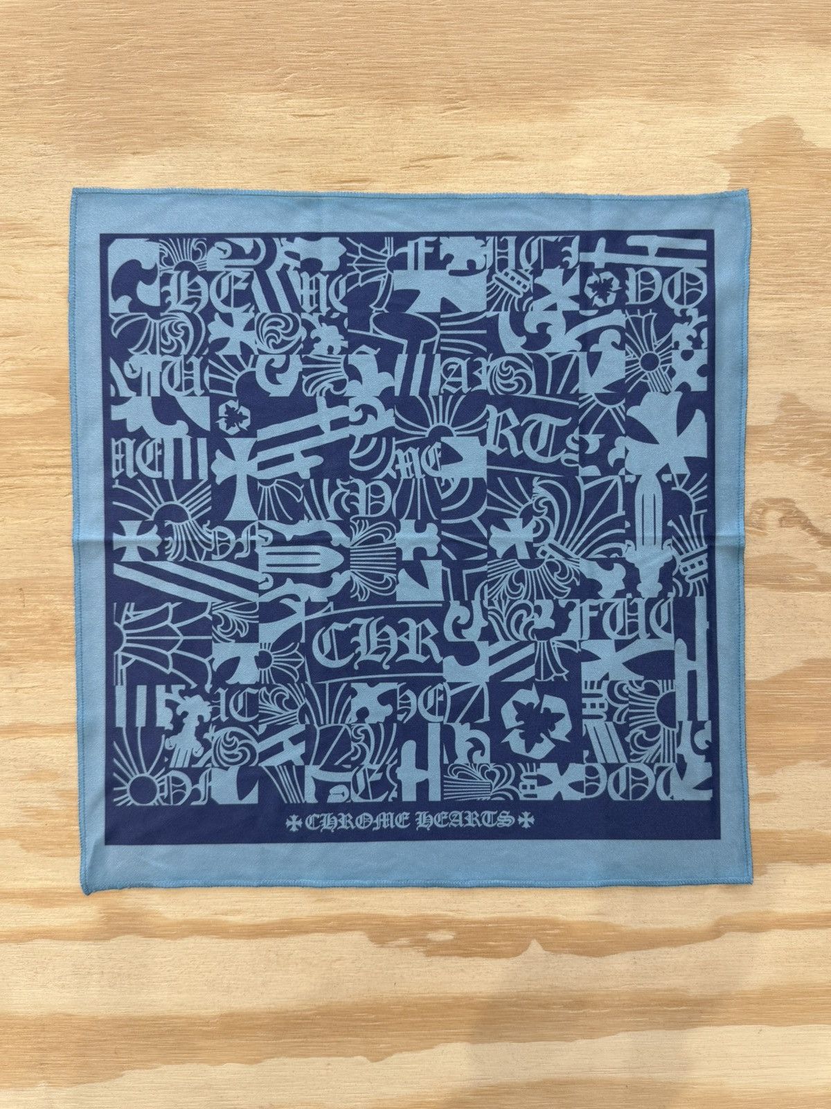Chrome Hearts Chrome Hearts Monogram Lens cloth OG DS Size ONE SIZE - 2 Thumbnail