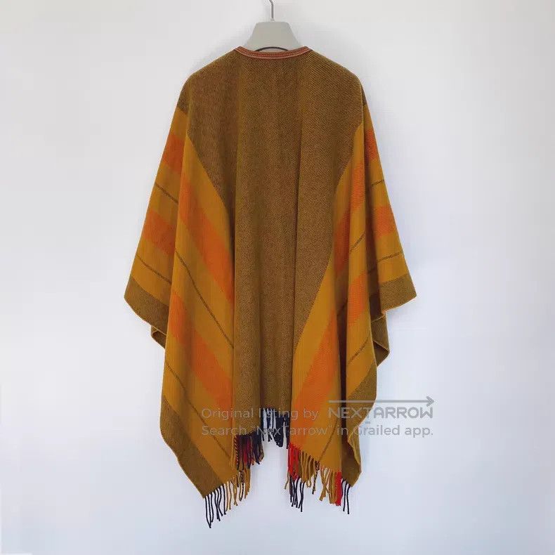 Hermes Hermes Cashmere Shawl Cape Size M / US 6-8 / IT 42-44 - 4 Thumbnail