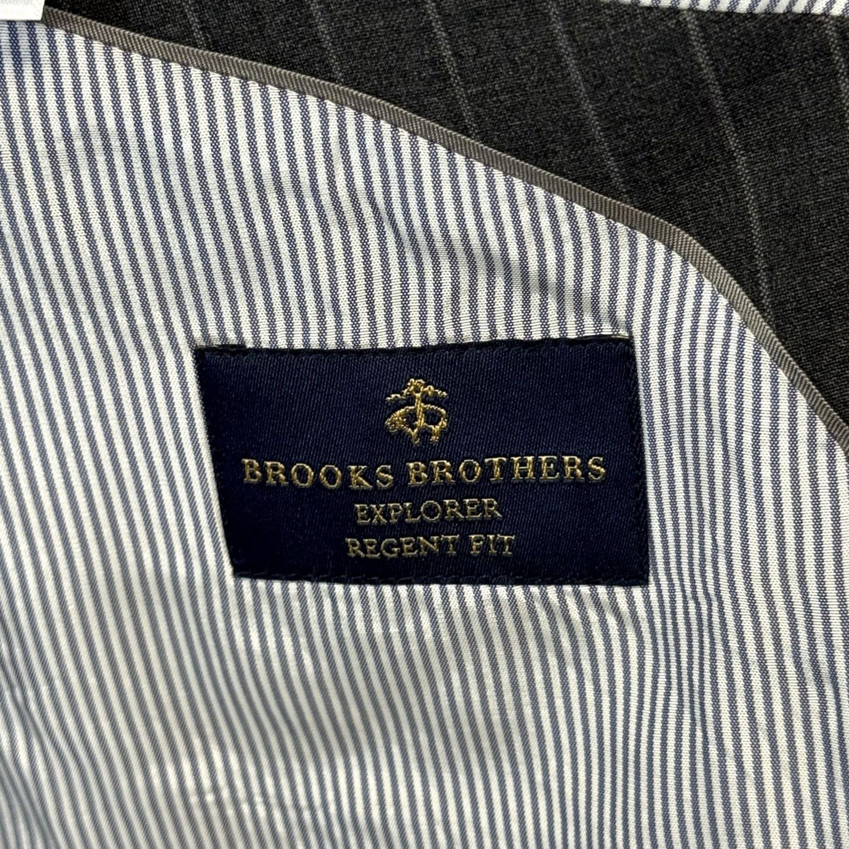 Brooks Brothers Brooks Brothers Blazer Mens 44R Gray Pinstripe Explorer Regent Fit Suit Jacket Classic 2 Piece Notch Lapel Navy Mens Size 44R - 5 Thumbnail