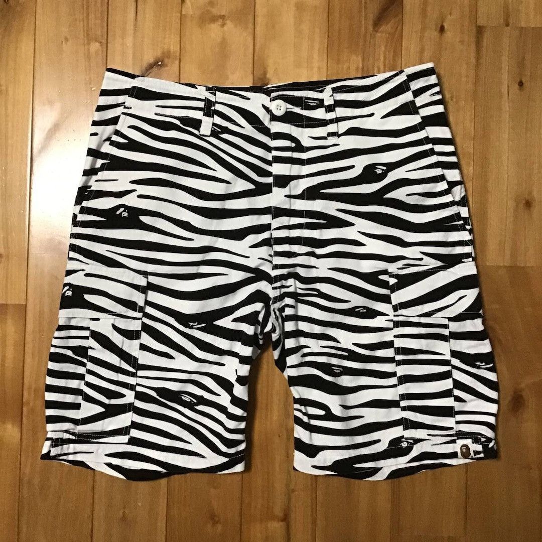 Bape BAPE Zebra camo cargo shorts a bathing ape NIGO ★size S Size US 30 / EU 46 - 1 Thumbnail