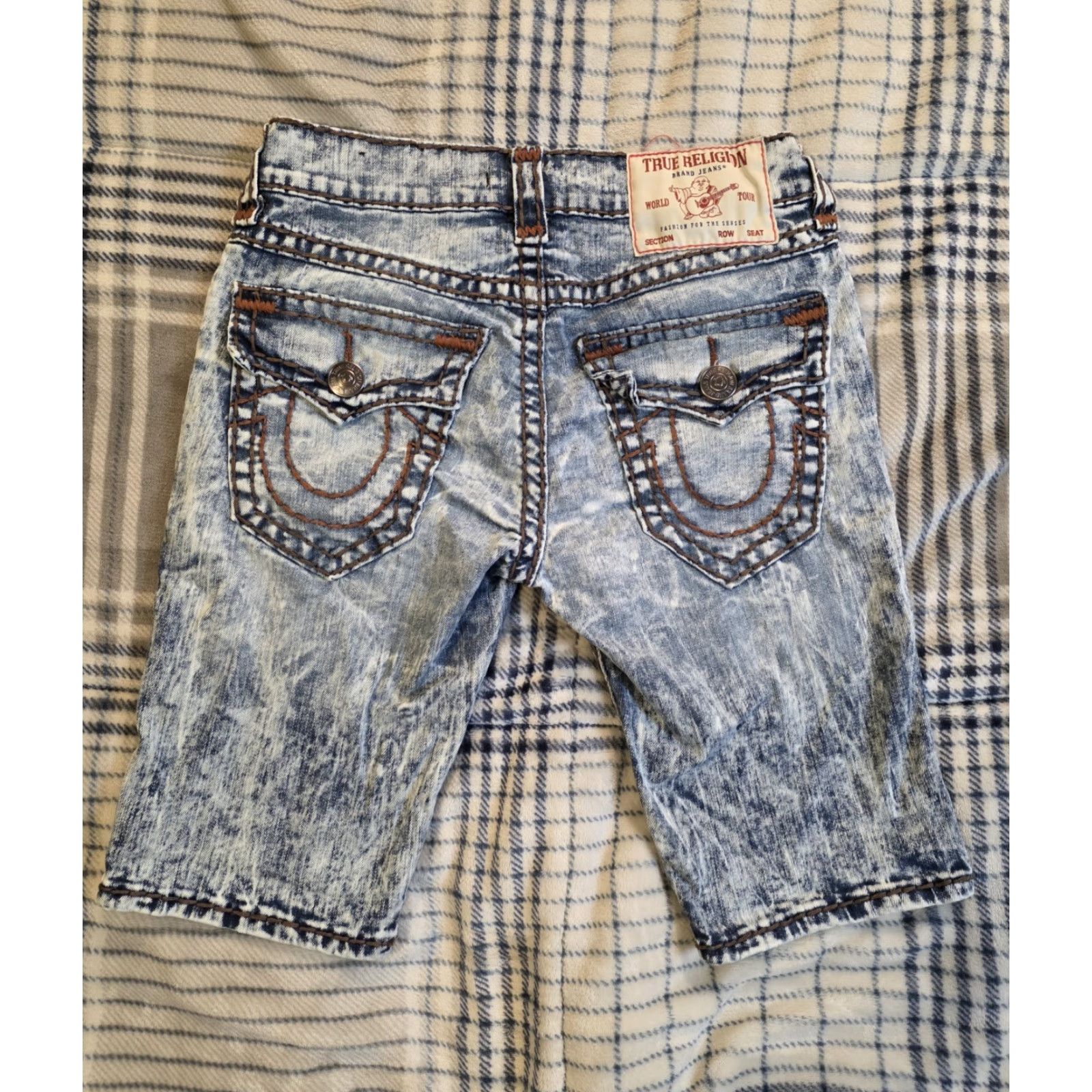 True Religion VINTAGE True Religion Rocco Relaxed Bermuda Shorts Men 29 Blue Acid Wash Flap Pocket Embroidered Logo Pockets USA Hip Hop Summer 29 Mens Size US 29 - 2 Thumbnail